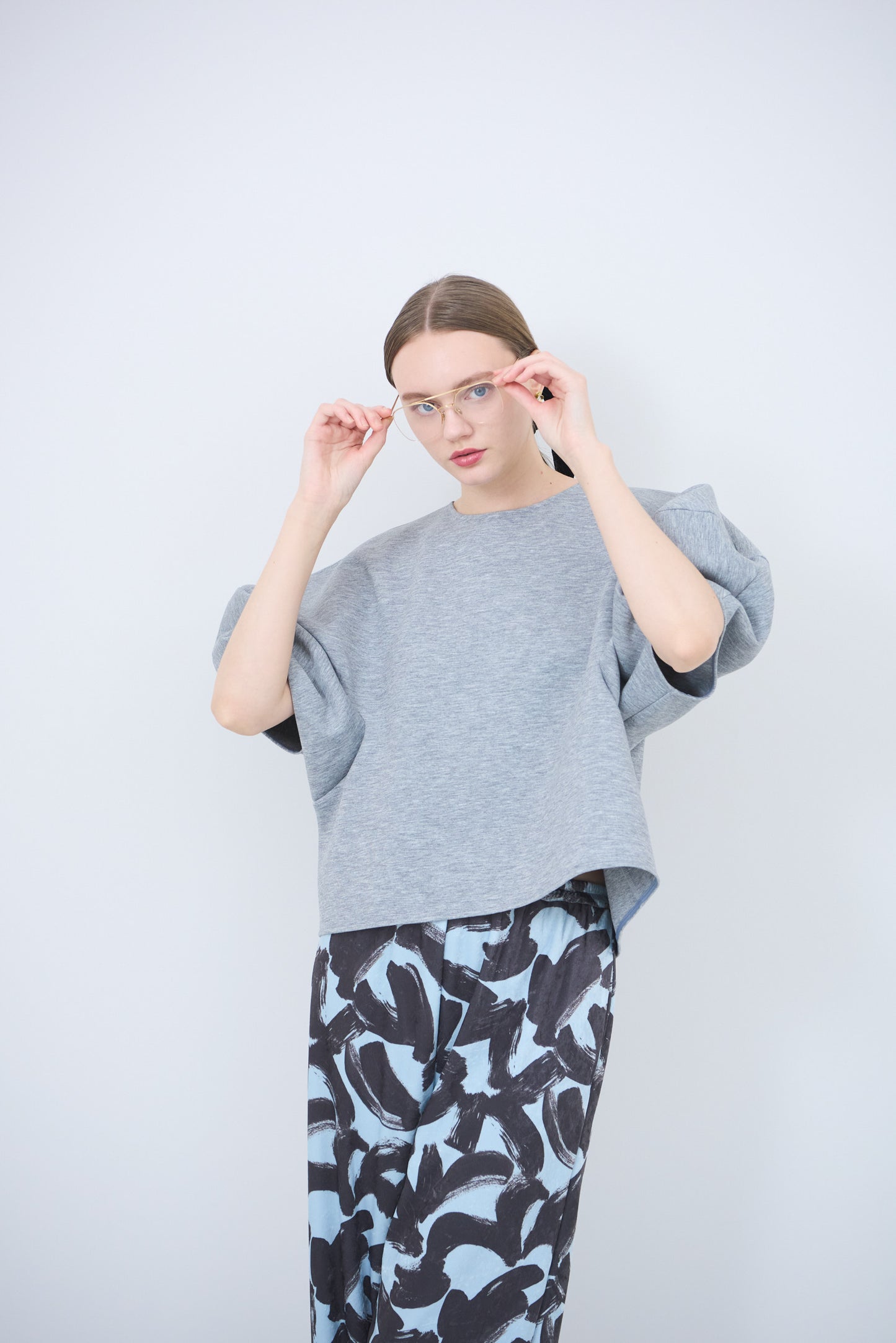 Sculpture form pullover