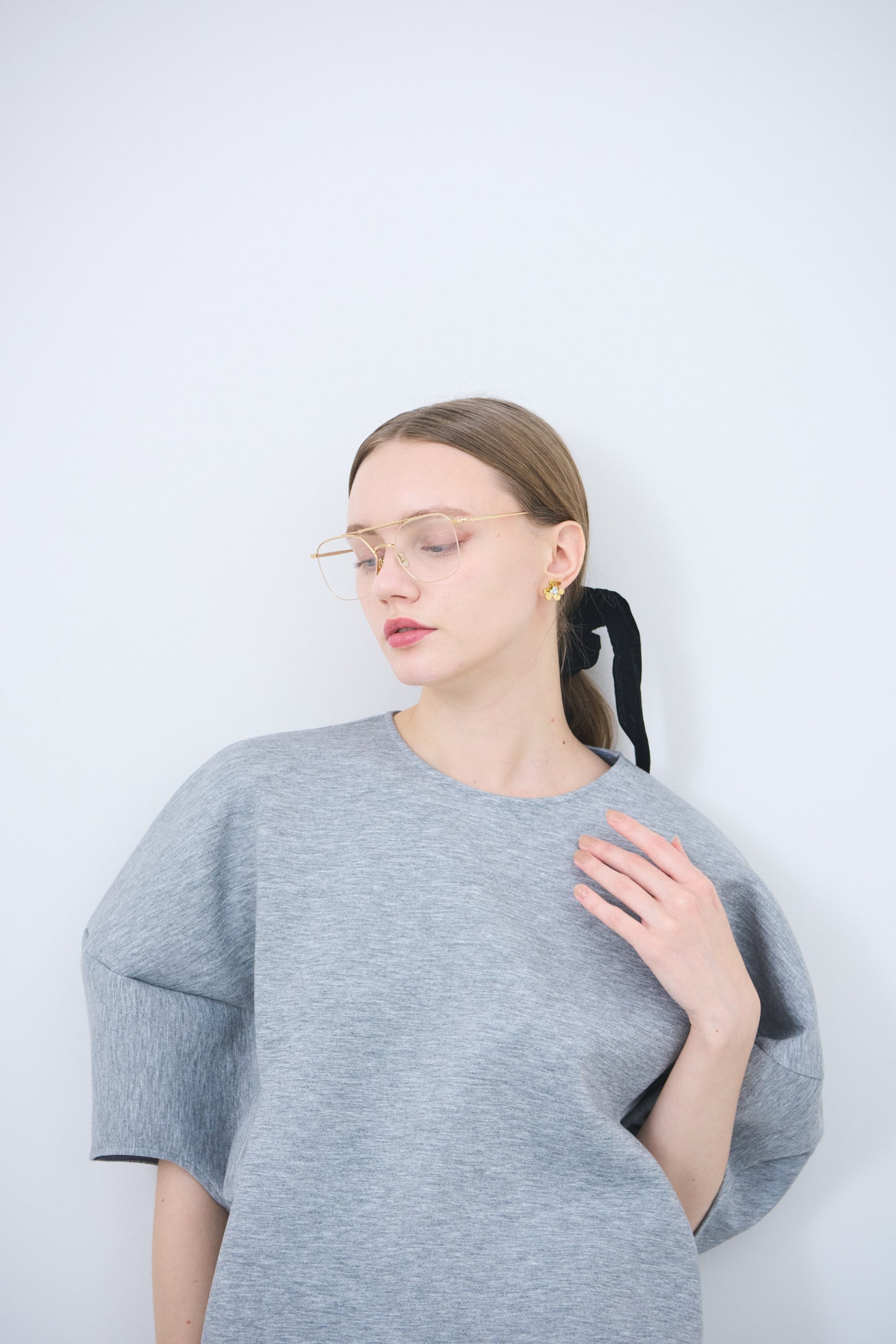 Sculpture form pullover