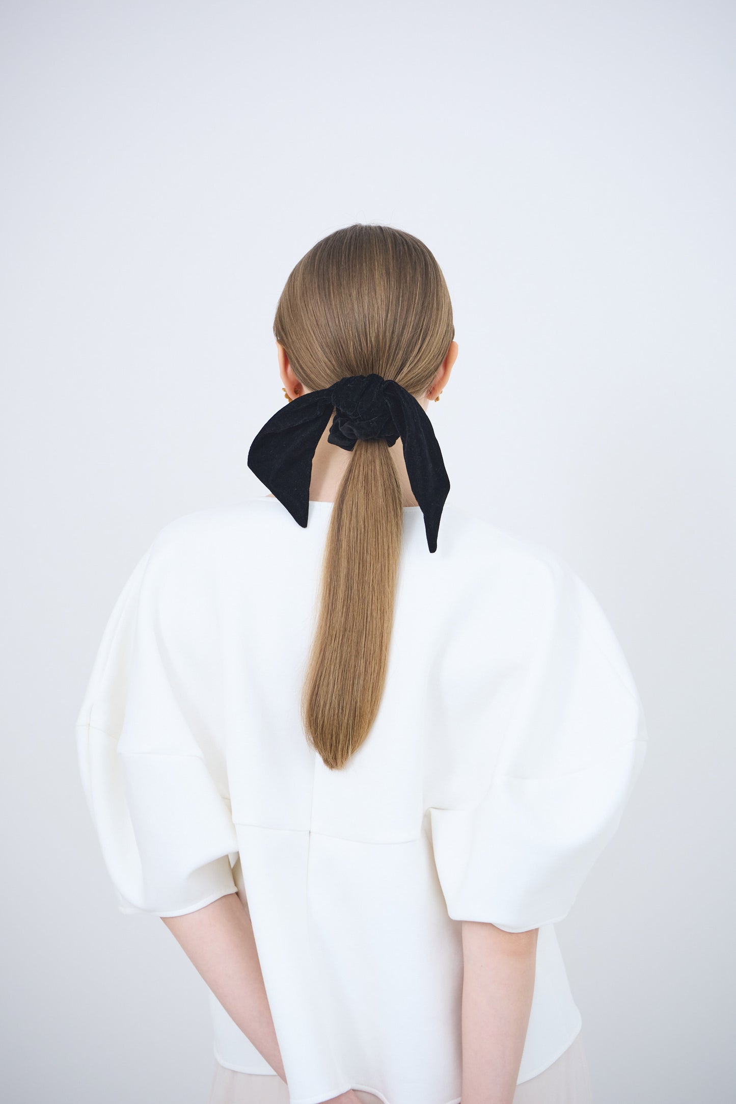 Sculpture form pullover