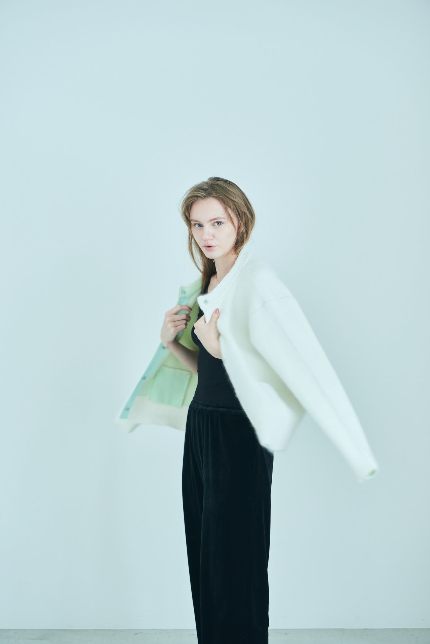 Bicolor raccoon knit coatigan
