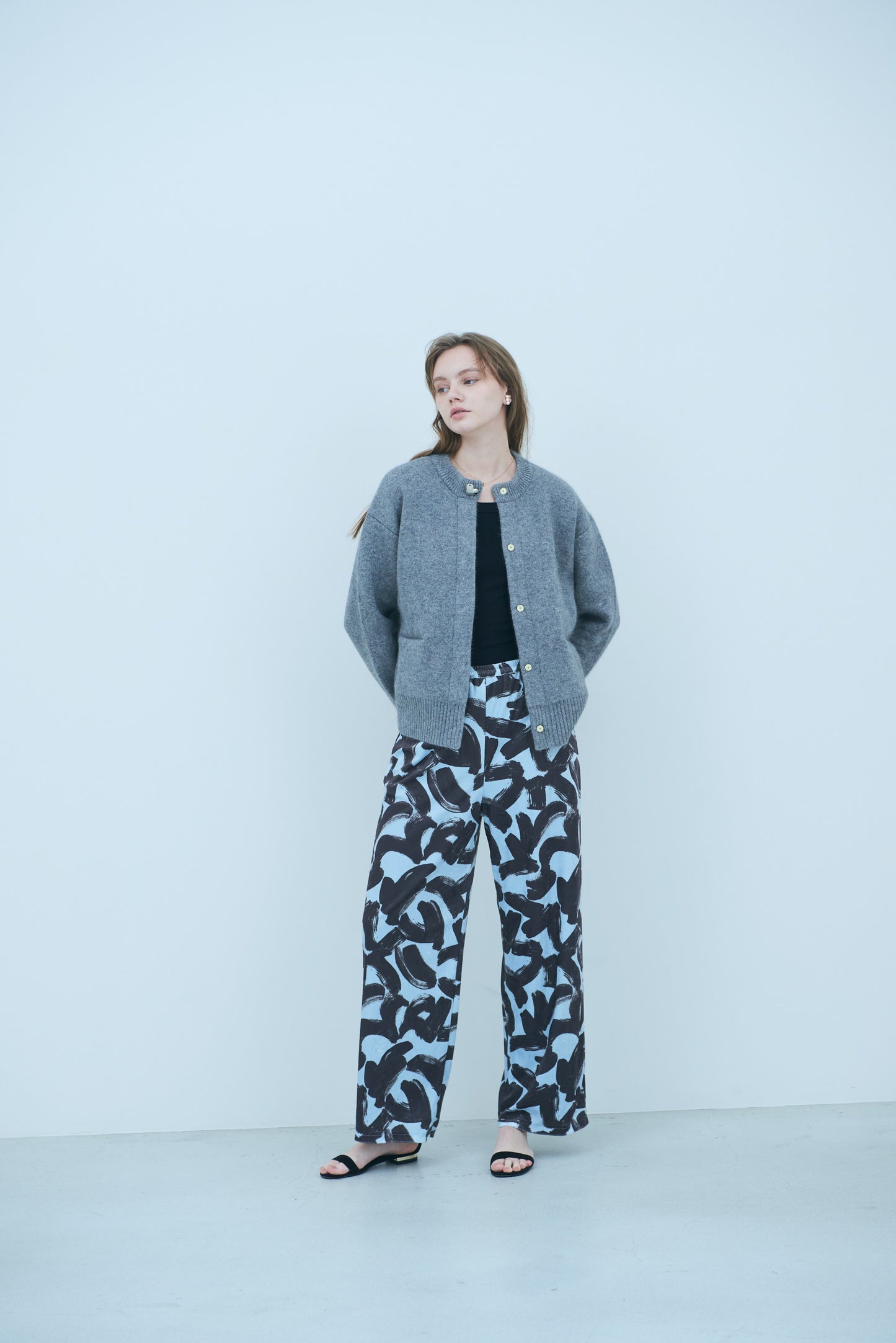 Bicolor raccoon knit coatigan