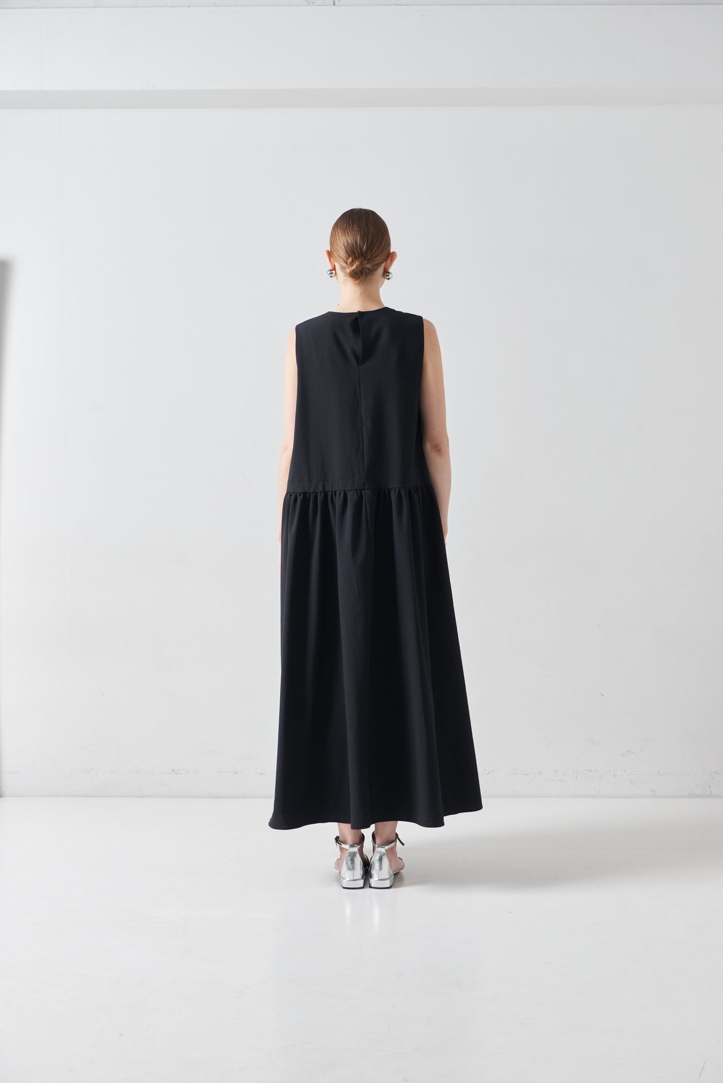【PRE ORDER】Ease Linen Dress