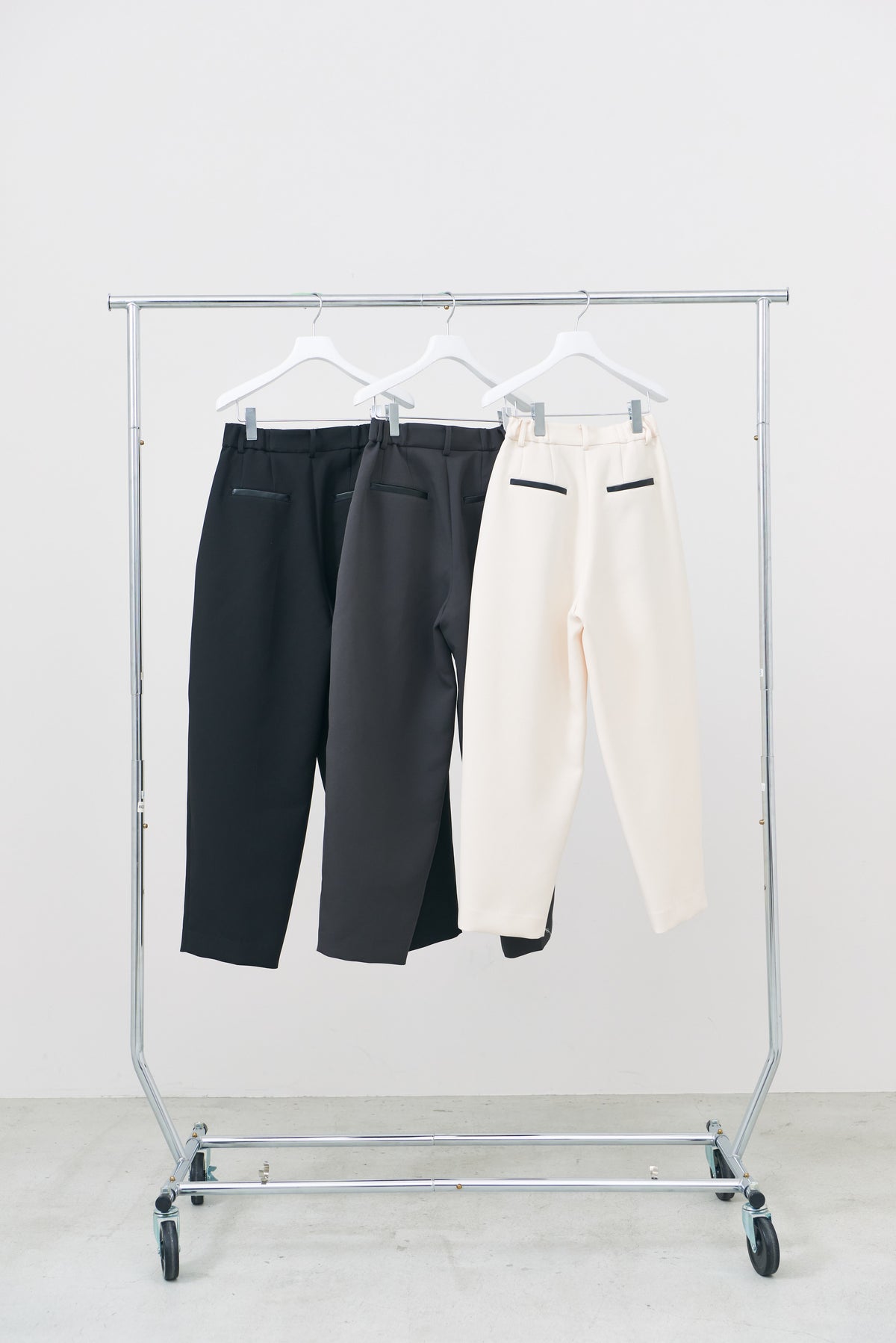 Edge Curve Pants