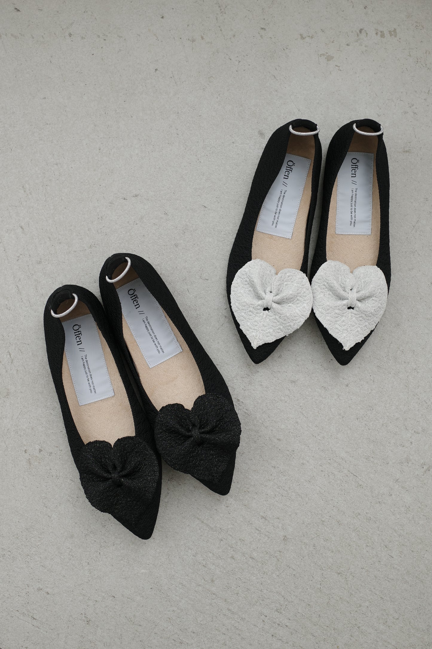 【PRE ORDER】Cœur Flat Pumps (BLACK CŒUR)