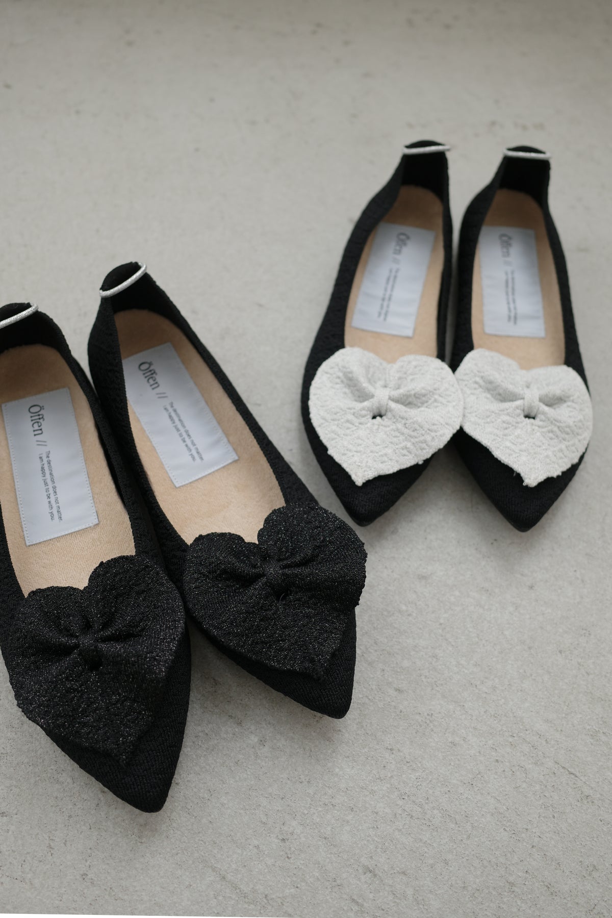 【PRE ORDER】Cœur Flat Pumps (BLACK CŒUR)