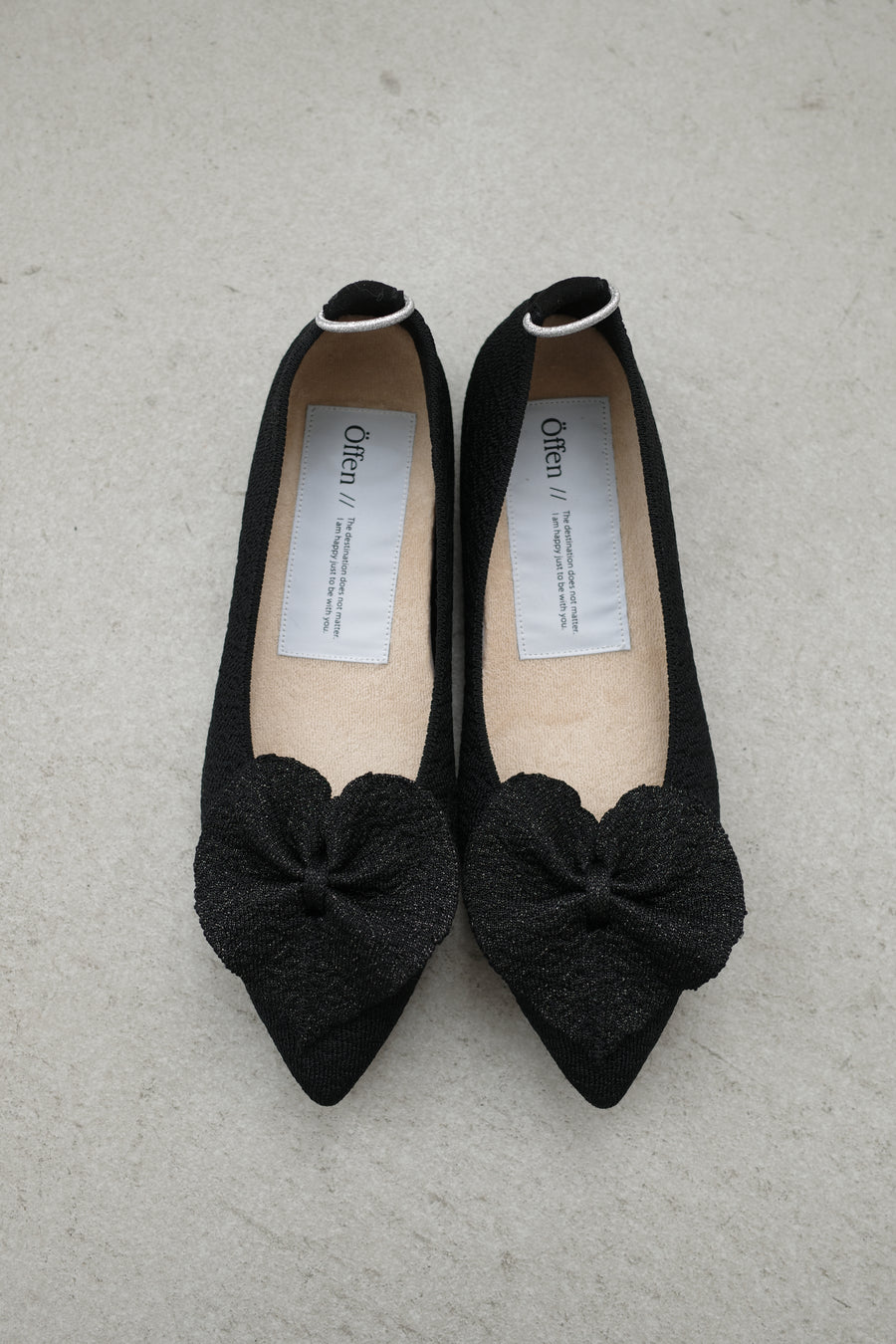【PRE ORDER】Cœur Flat Pumps (BLACK CŒUR)