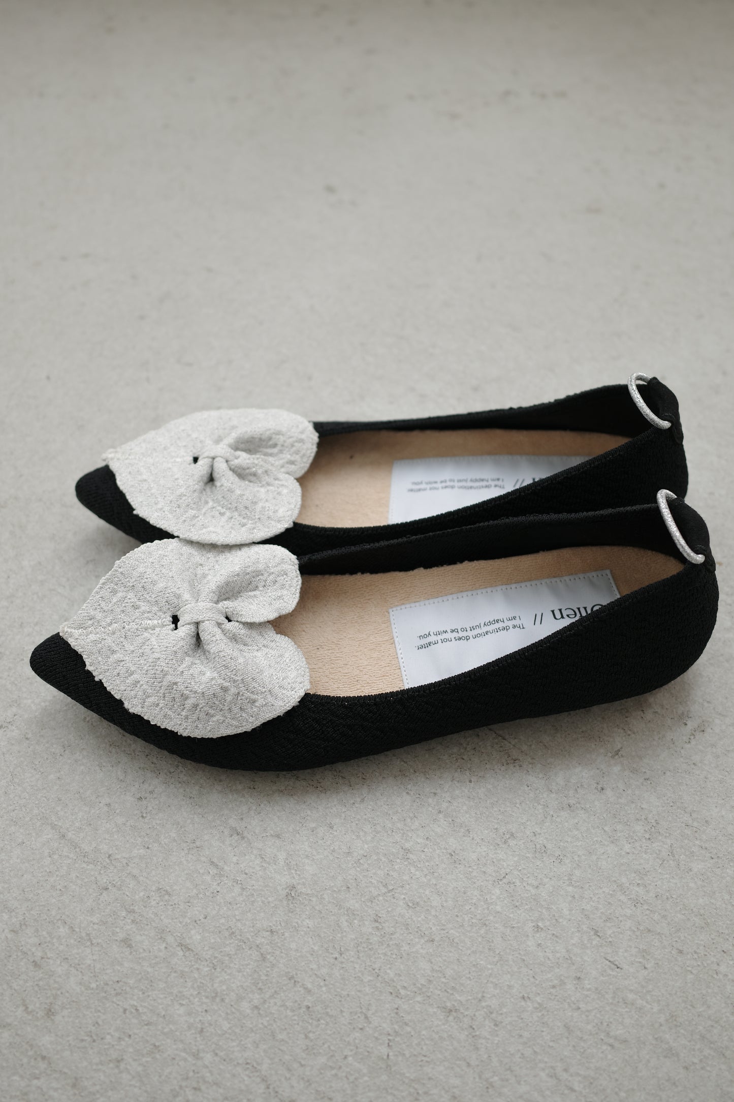 【PRE ORDER】Cœur Flat Pumps（WHITE CŒUR）