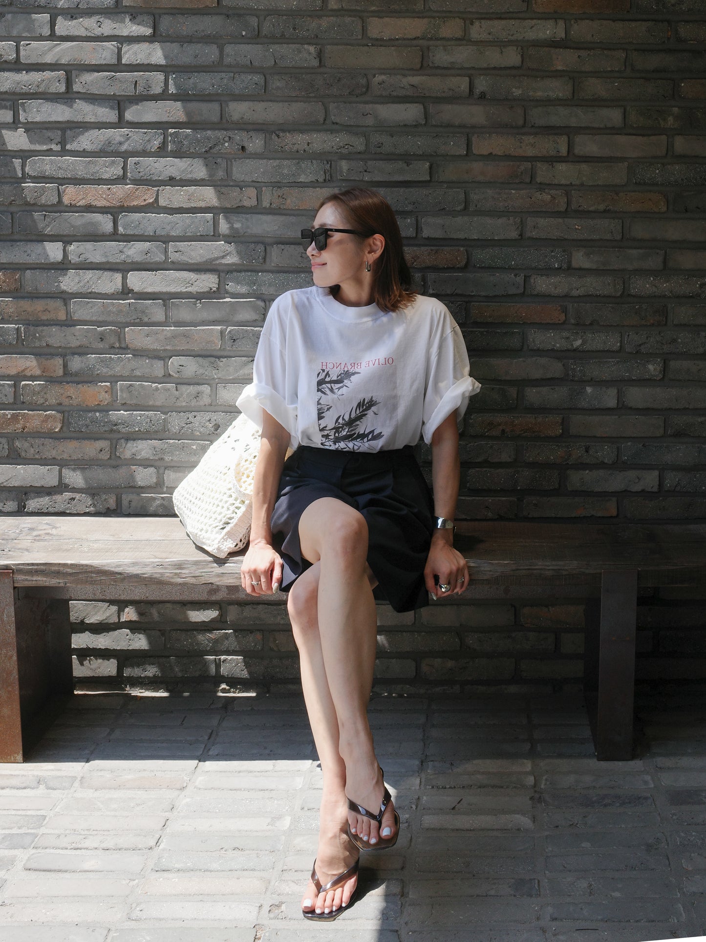 Boyfriend Tee (Olive blanch)