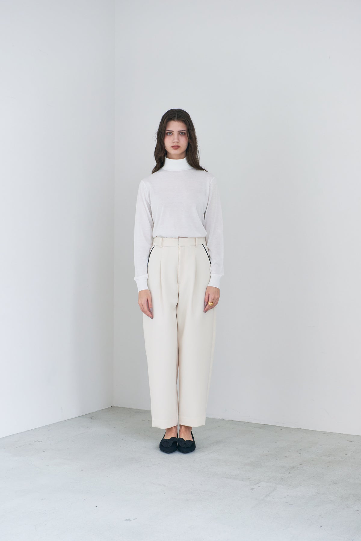Edge Curve Pants