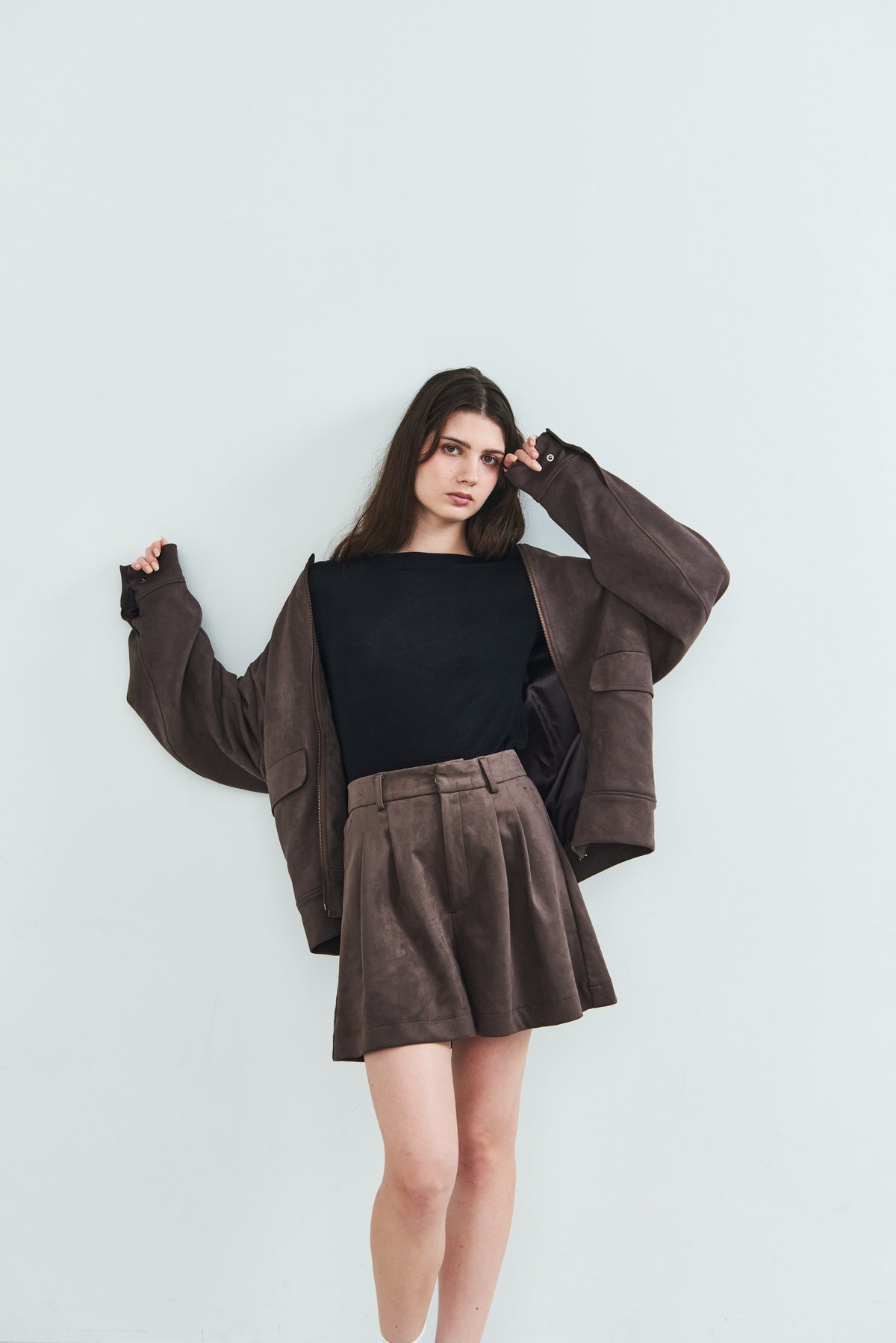 【PRE ORDER】Suede Short Pants