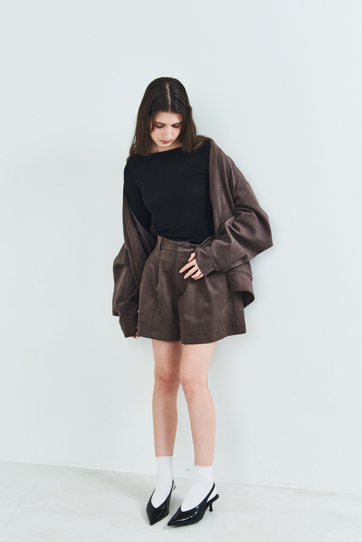 【PRE ORDER】Suede Short Pants
