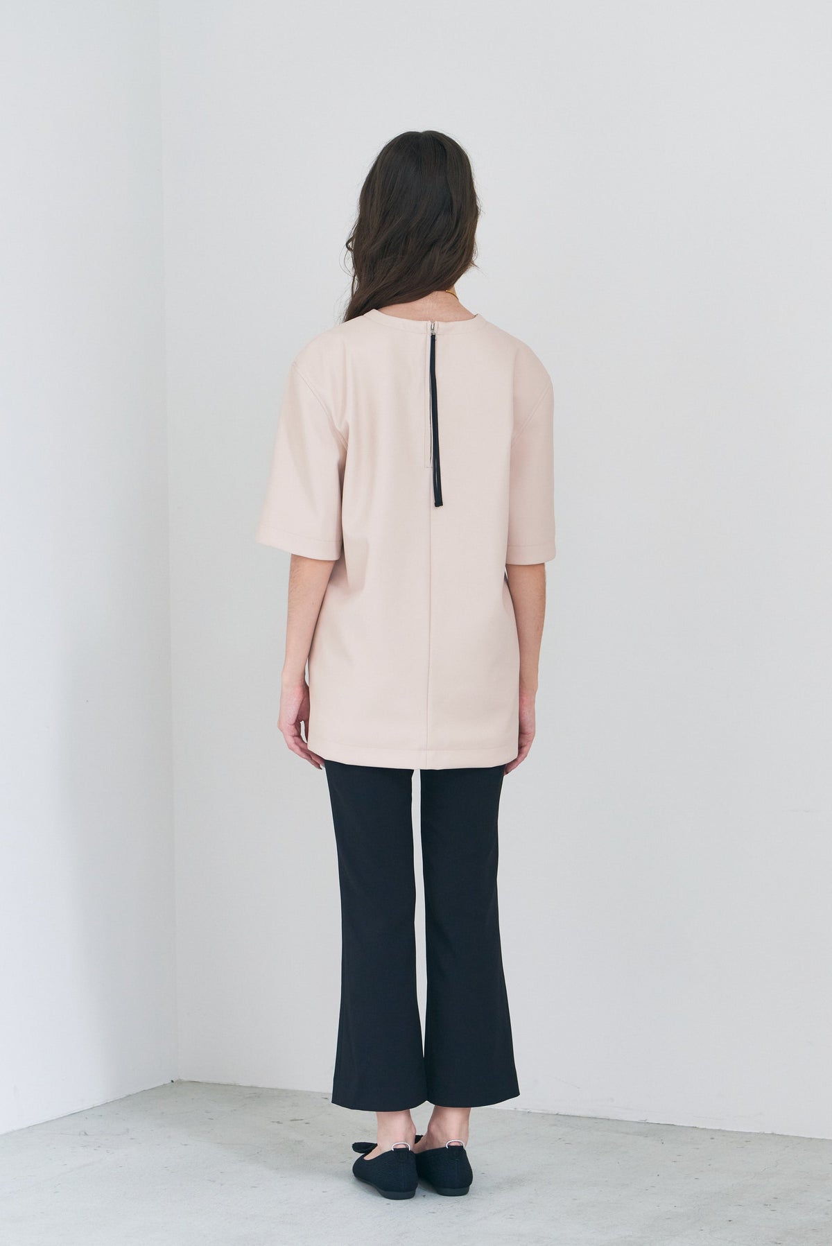 【PRE ORDER】Form Leather Top