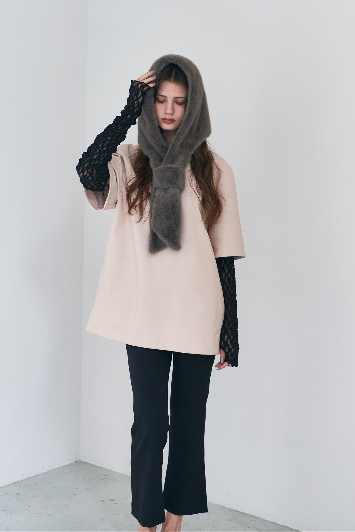 【PRE OREDER】Faux Fur Hood