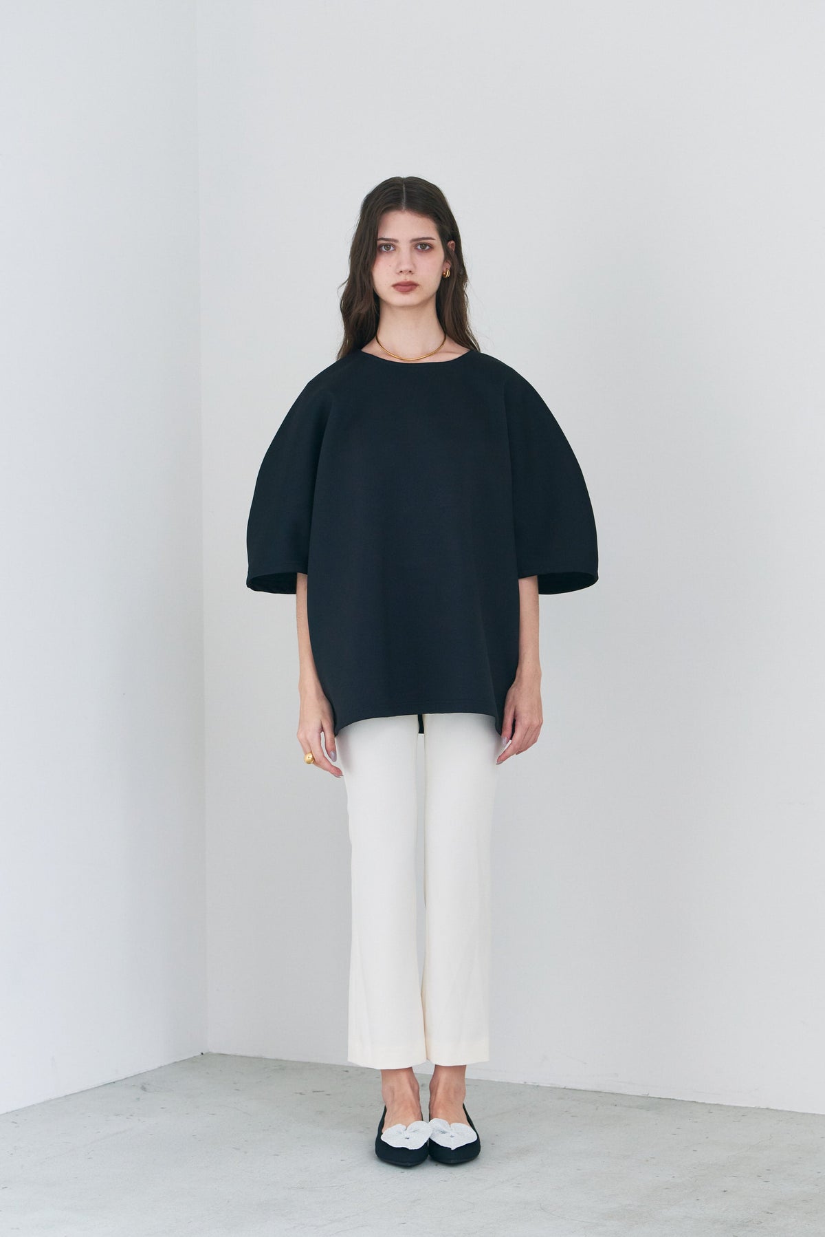 【PRE ORDER】Round Pullover
