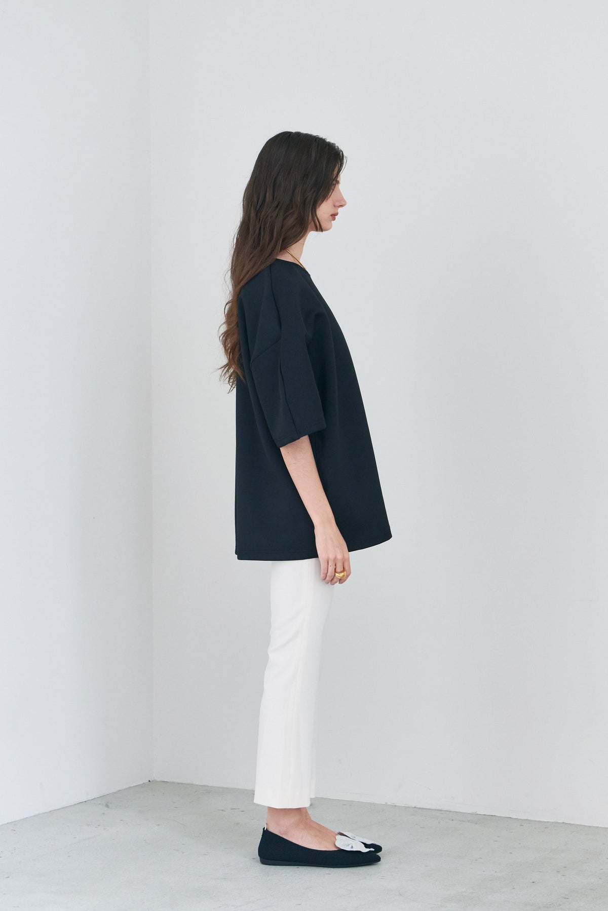 【PRE ORDER】Round Pullover