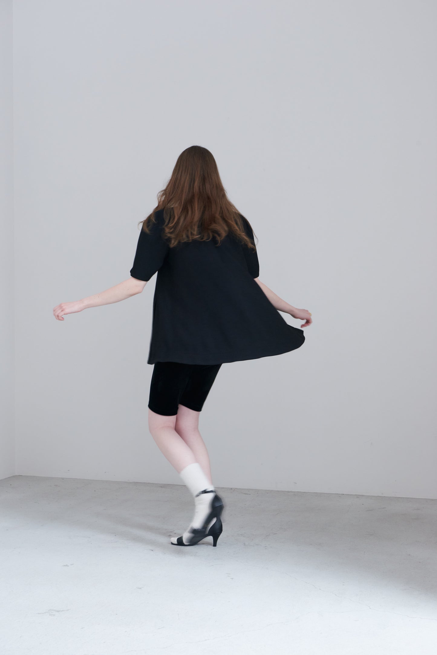 【PRE ORDER】Form Blouse