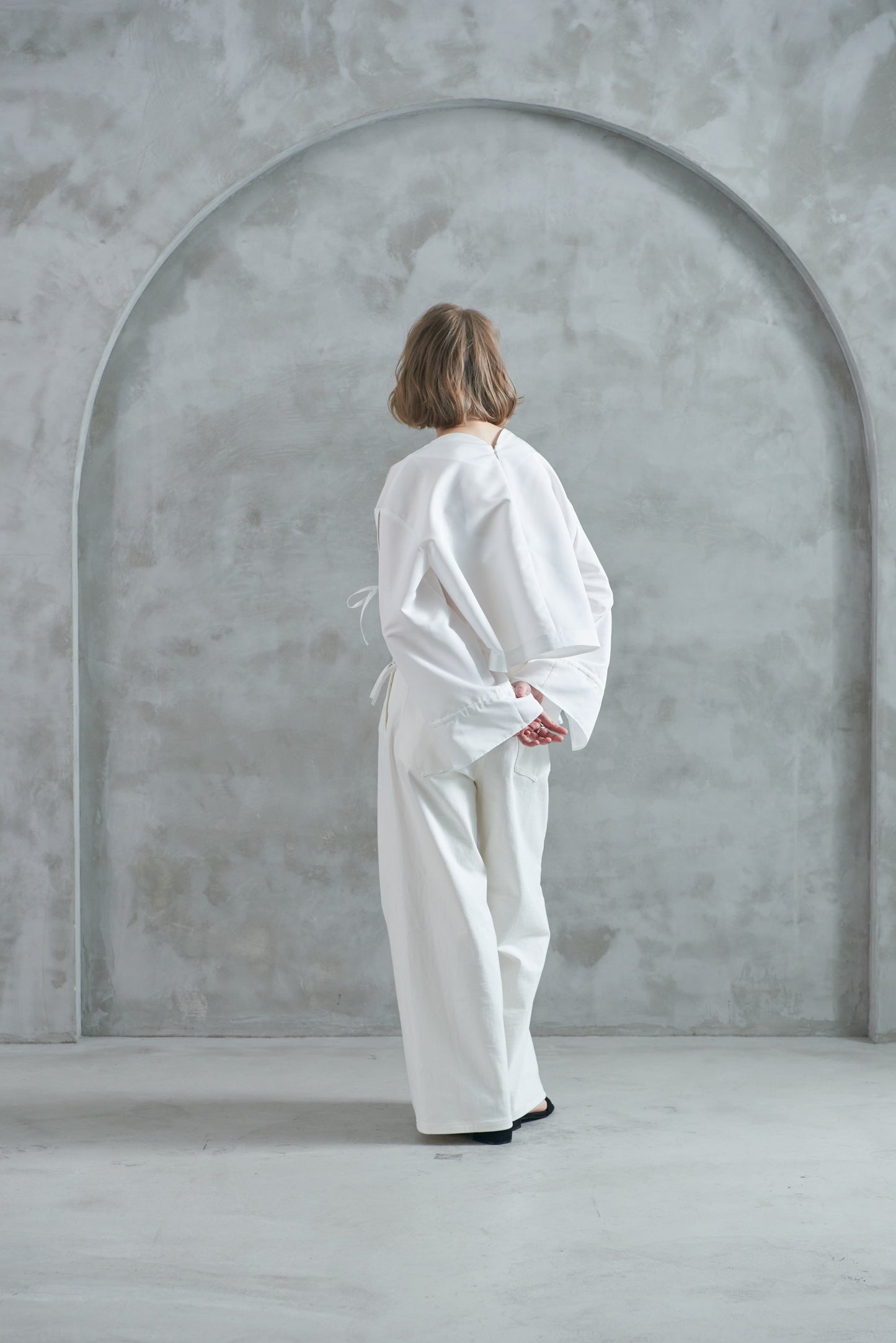 Pre Order/Tie Sleeve Blouse