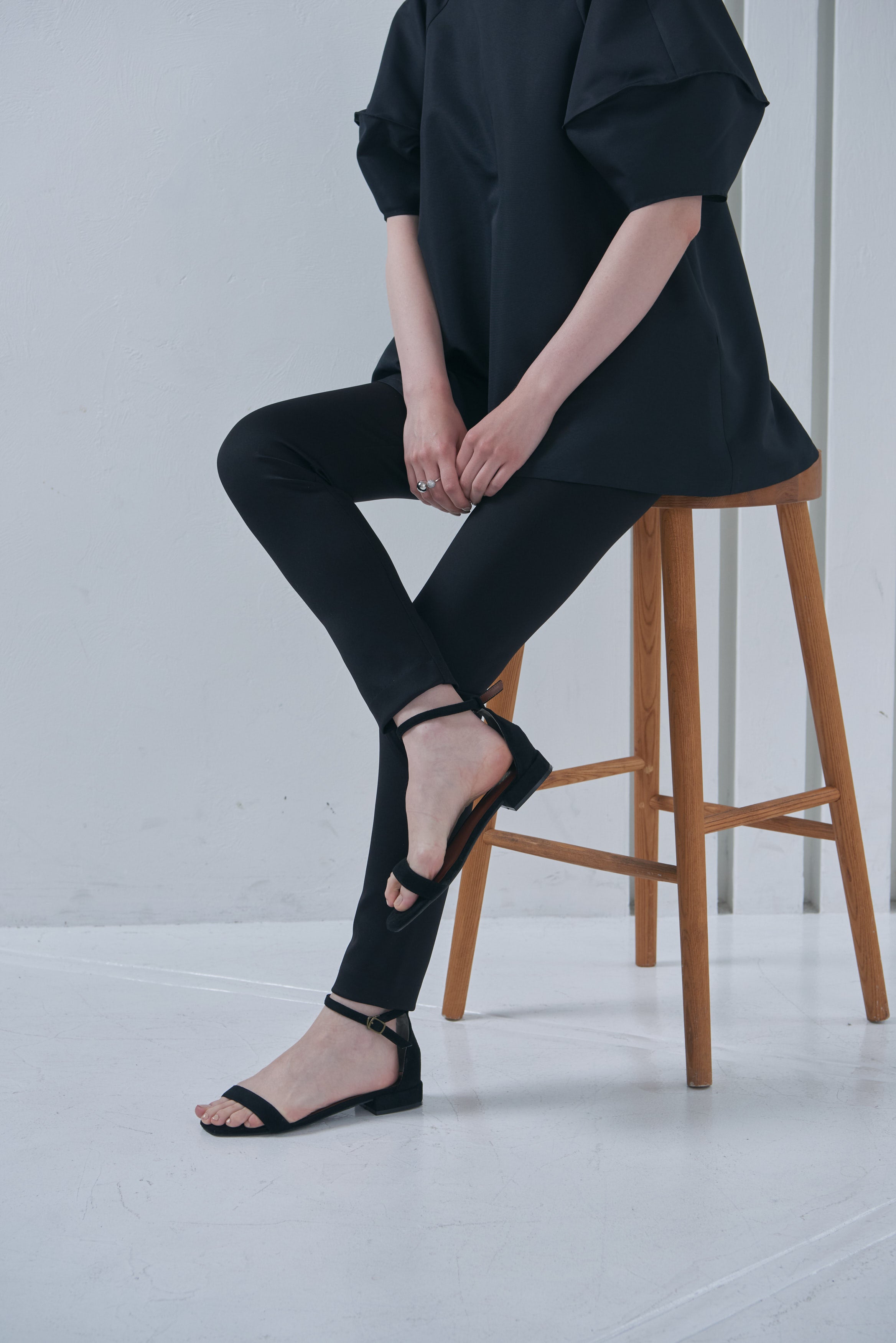 PRE ORDER】Silky fit pants – LIten.online