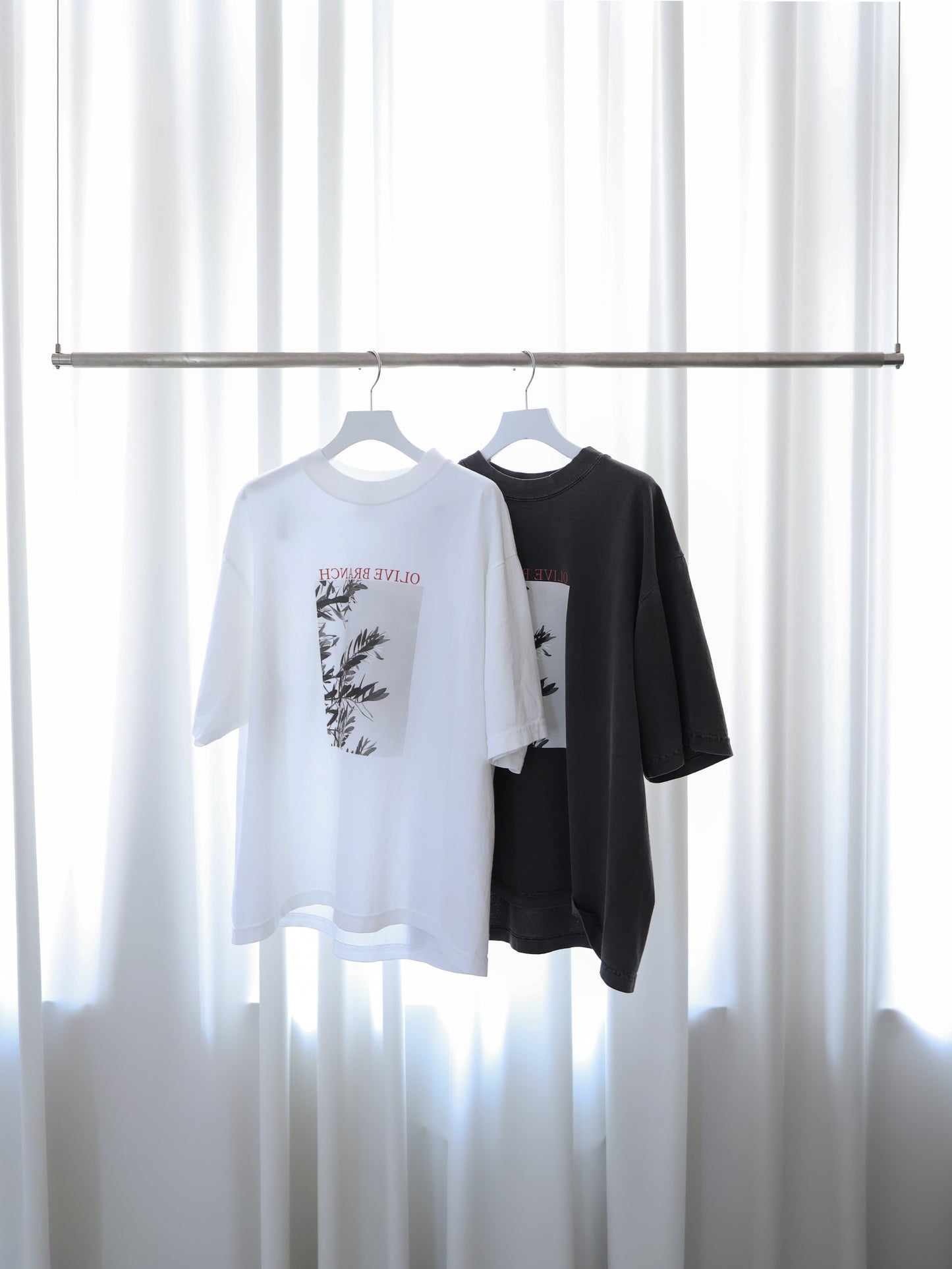 Boyfriend Tee (Olive blanch)