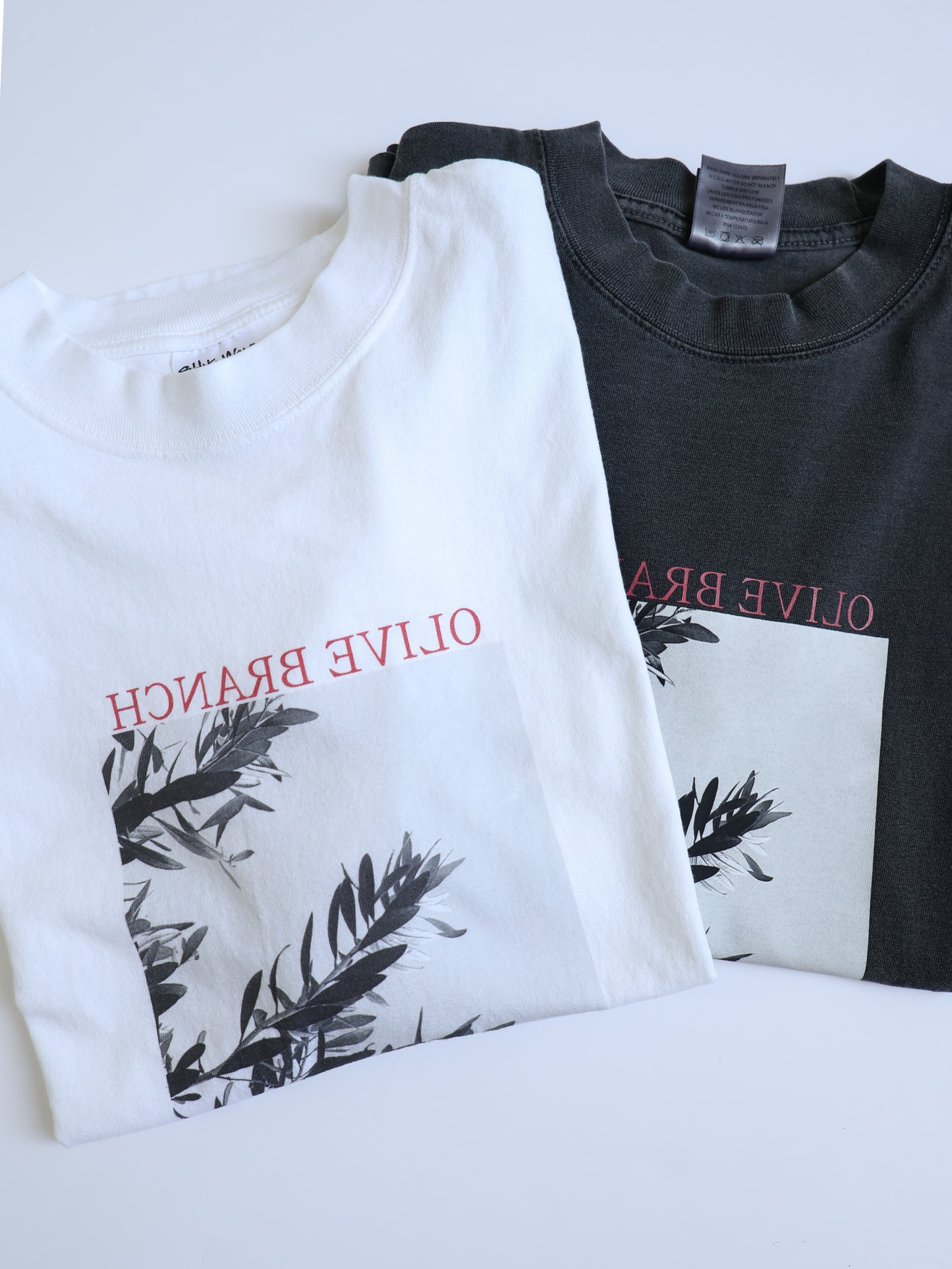 Boyfriend Tee (Olive blanch)