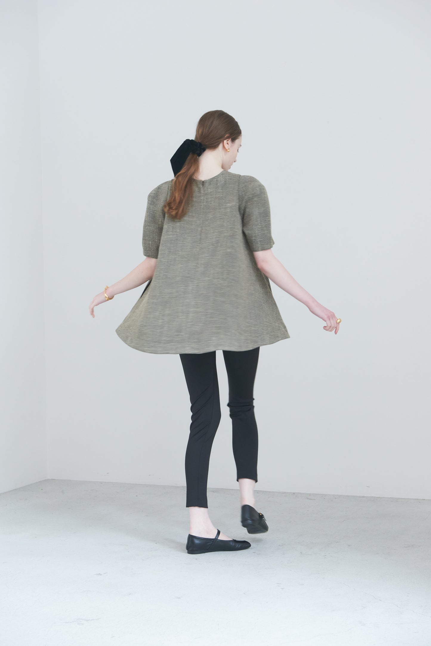 【PRE ORDER】Form Blouse