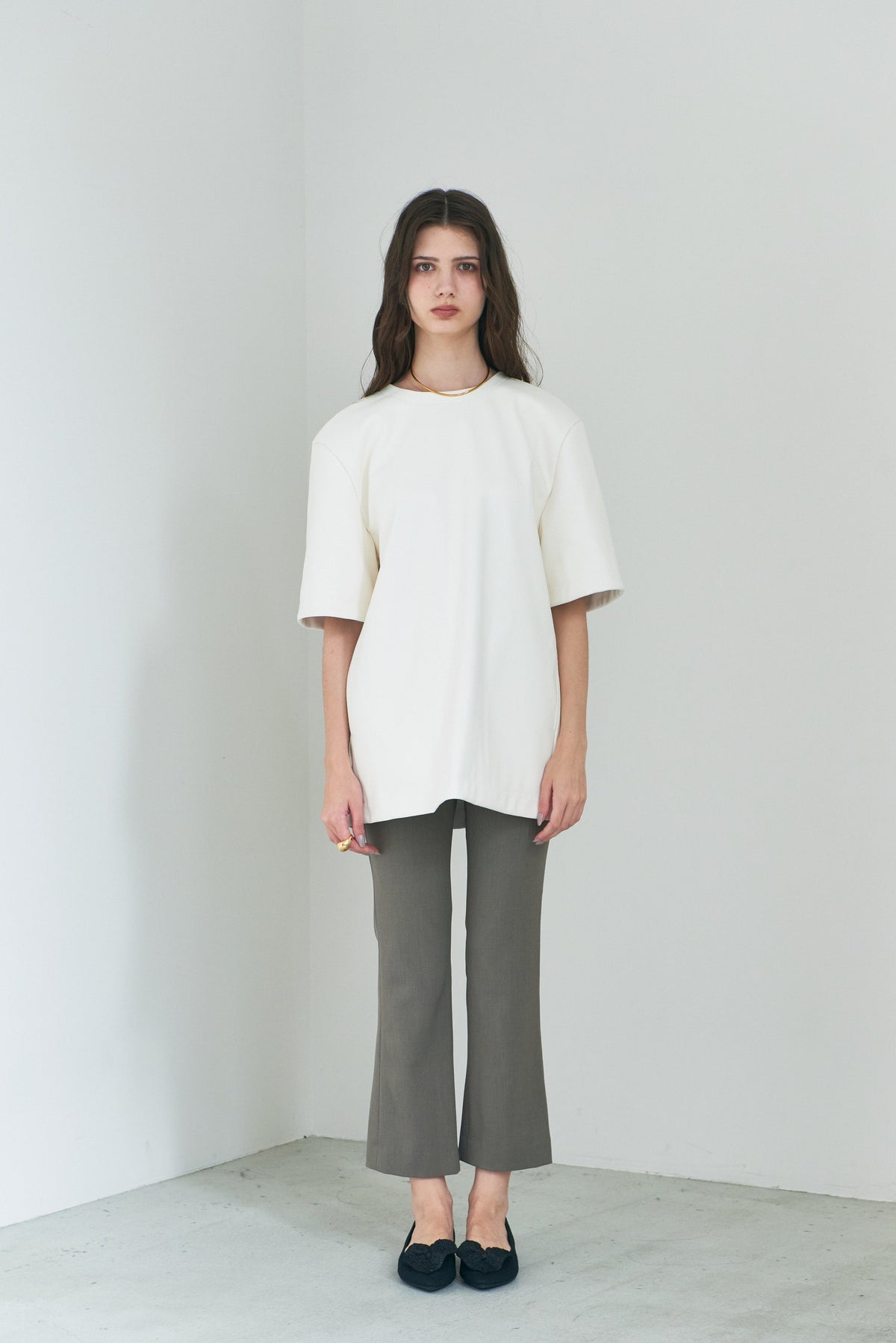 【PRE ORDER】Form Leather Top