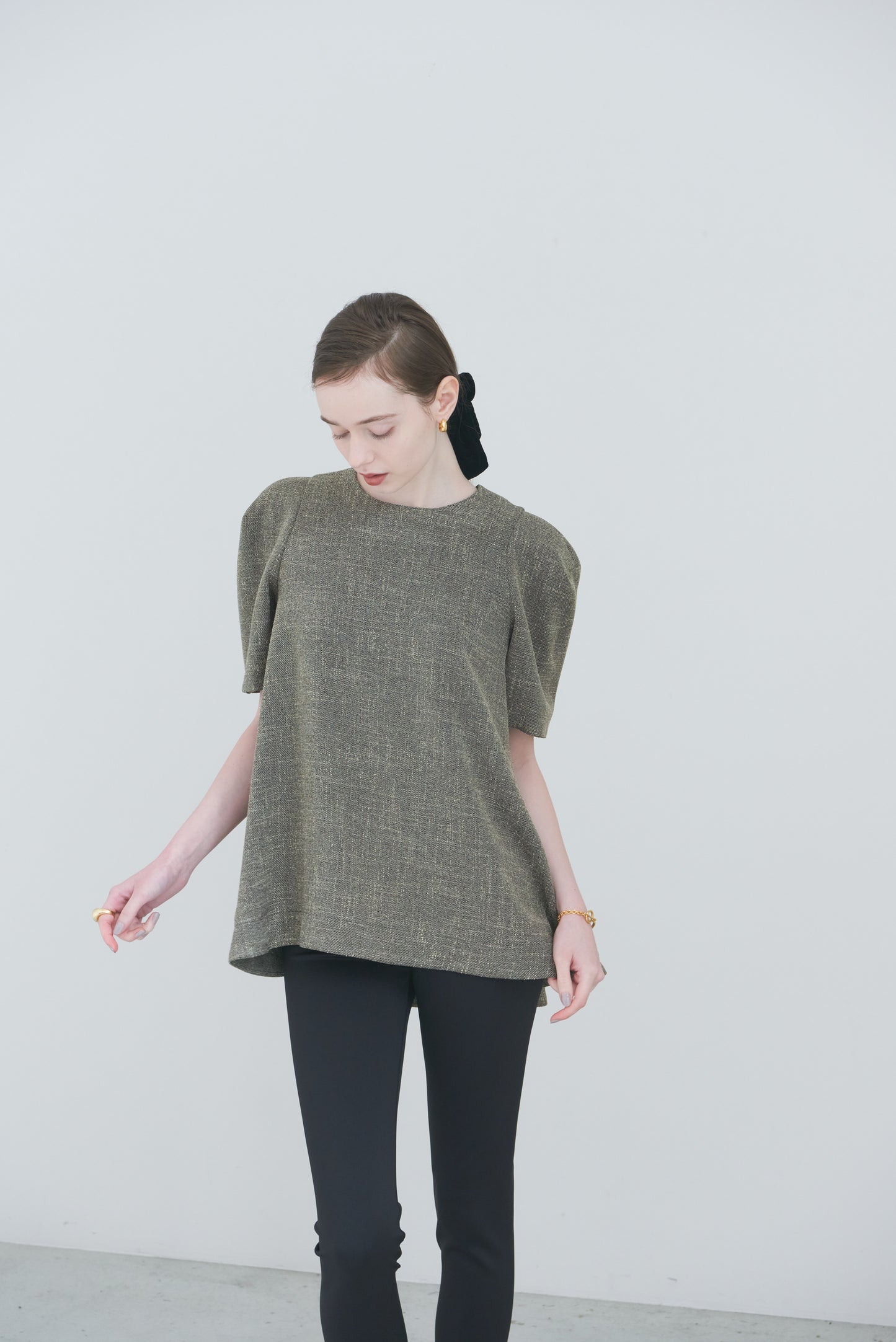 【PRE ORDER】Form Blouse