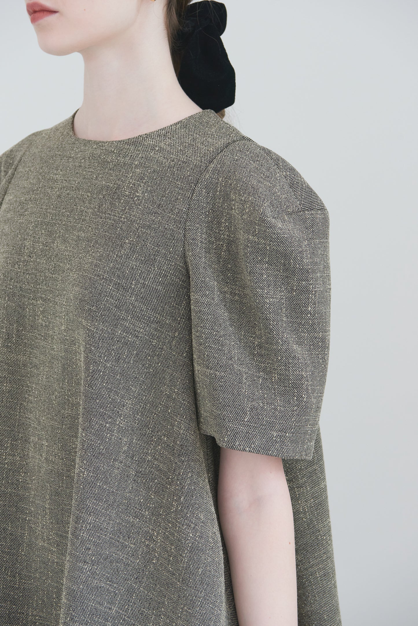 【PRE ORDER】Form Blouse
