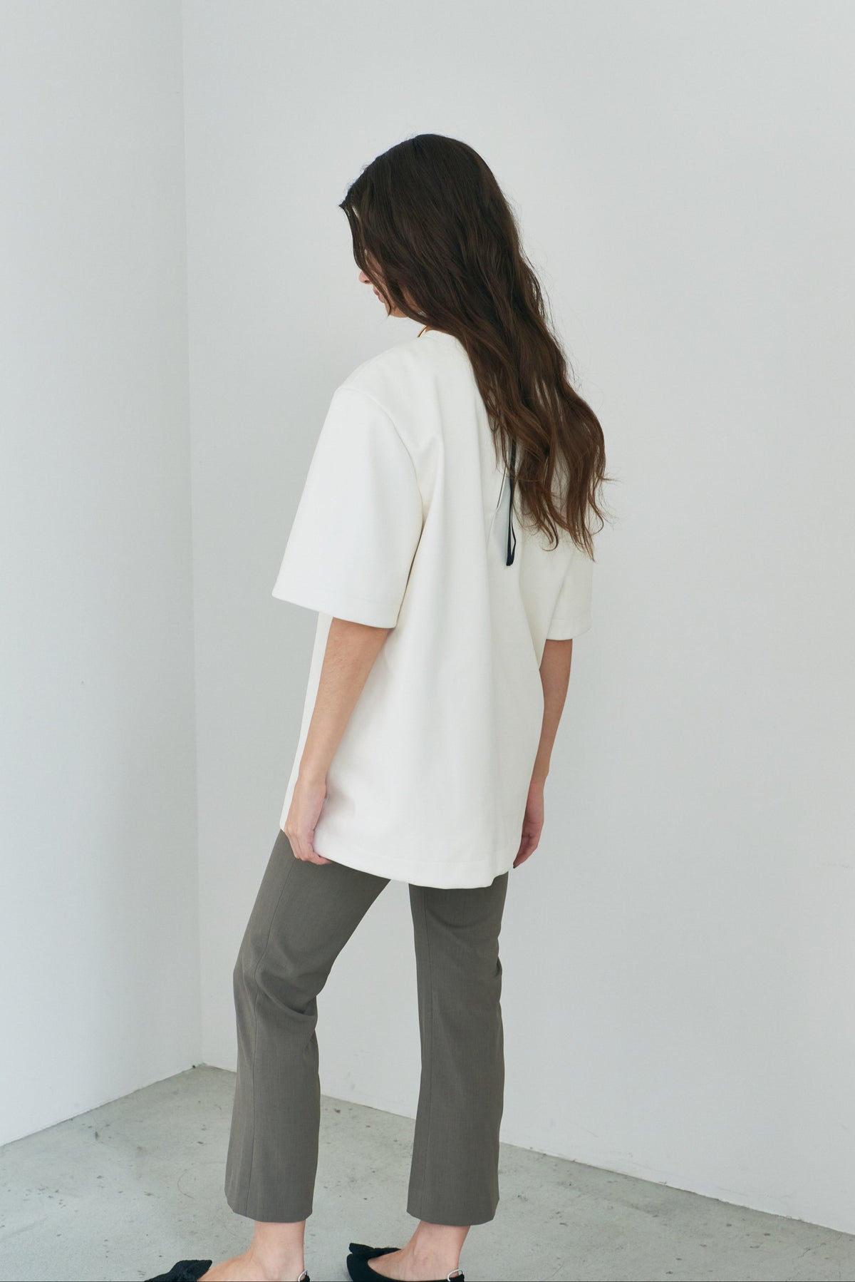 【PRE ORDER】Form Leather Top