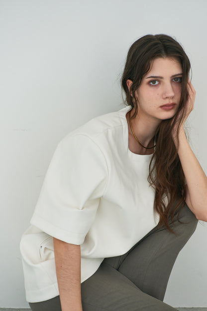 【PRE ORDER】Form Leather Top