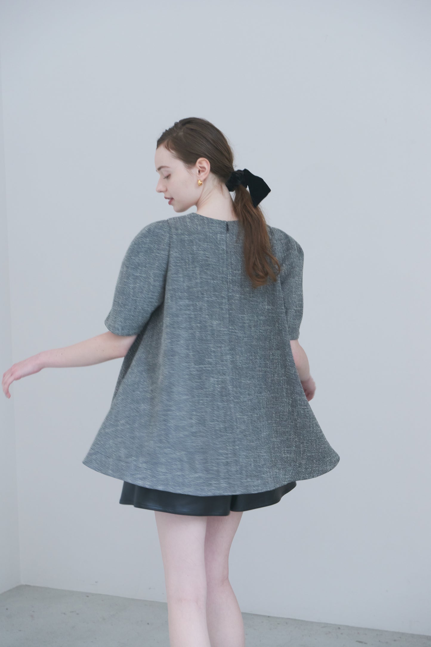 【PRE ORDER】Form Blouse