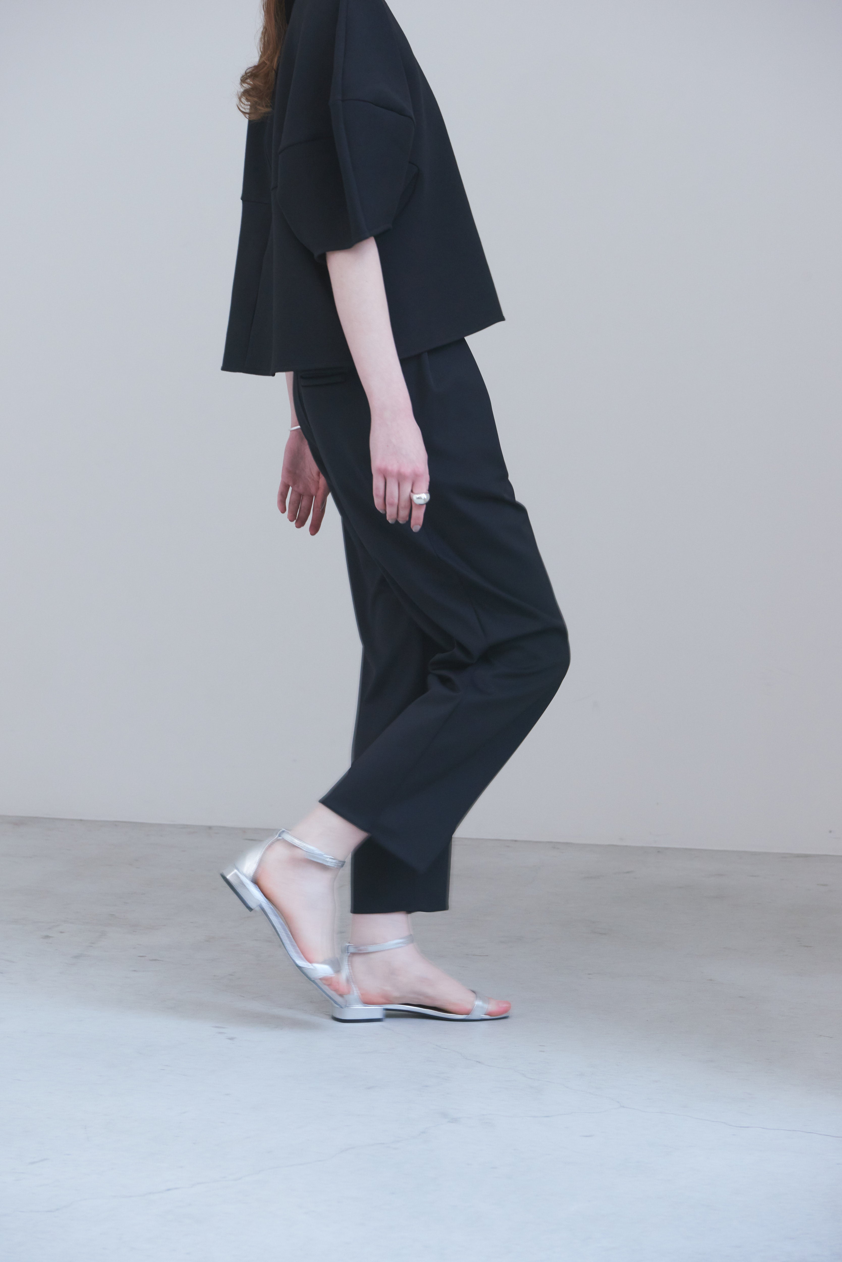 PRE ORDER】Silky Fit Tapered Pants – LIten.online