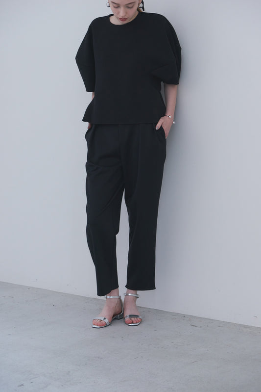 【PRE ORDER】Silky Fit Tapered Pants