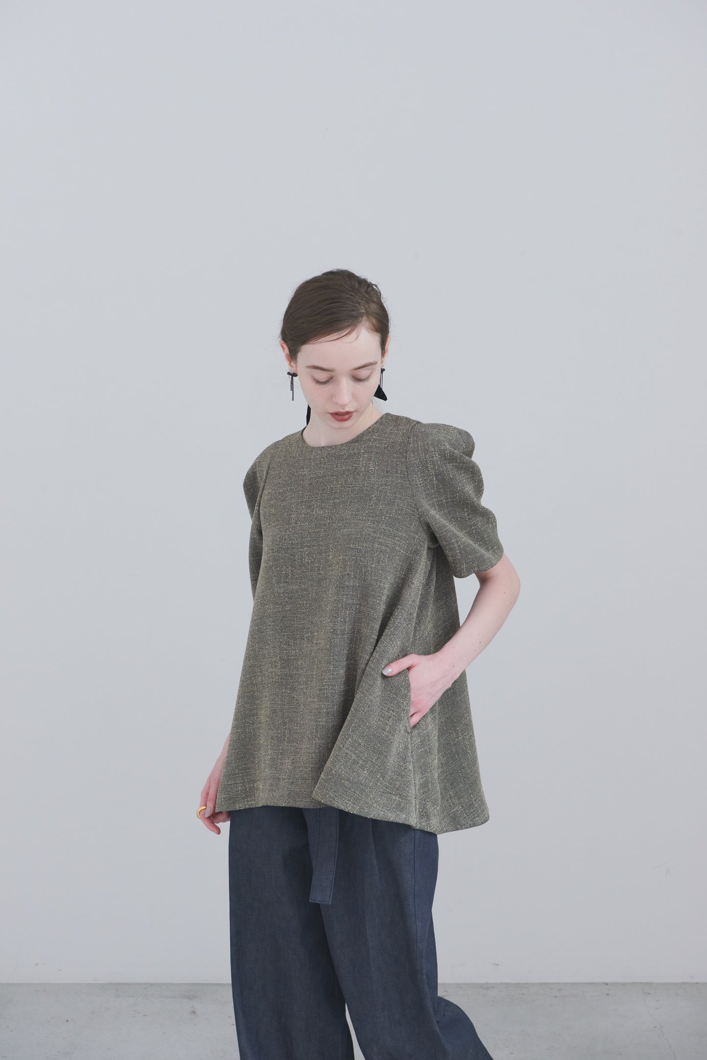 【PRE ORDER】Form Blouse