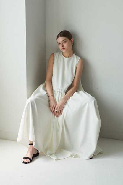 【PRE ORDER】Ease Linen Dress