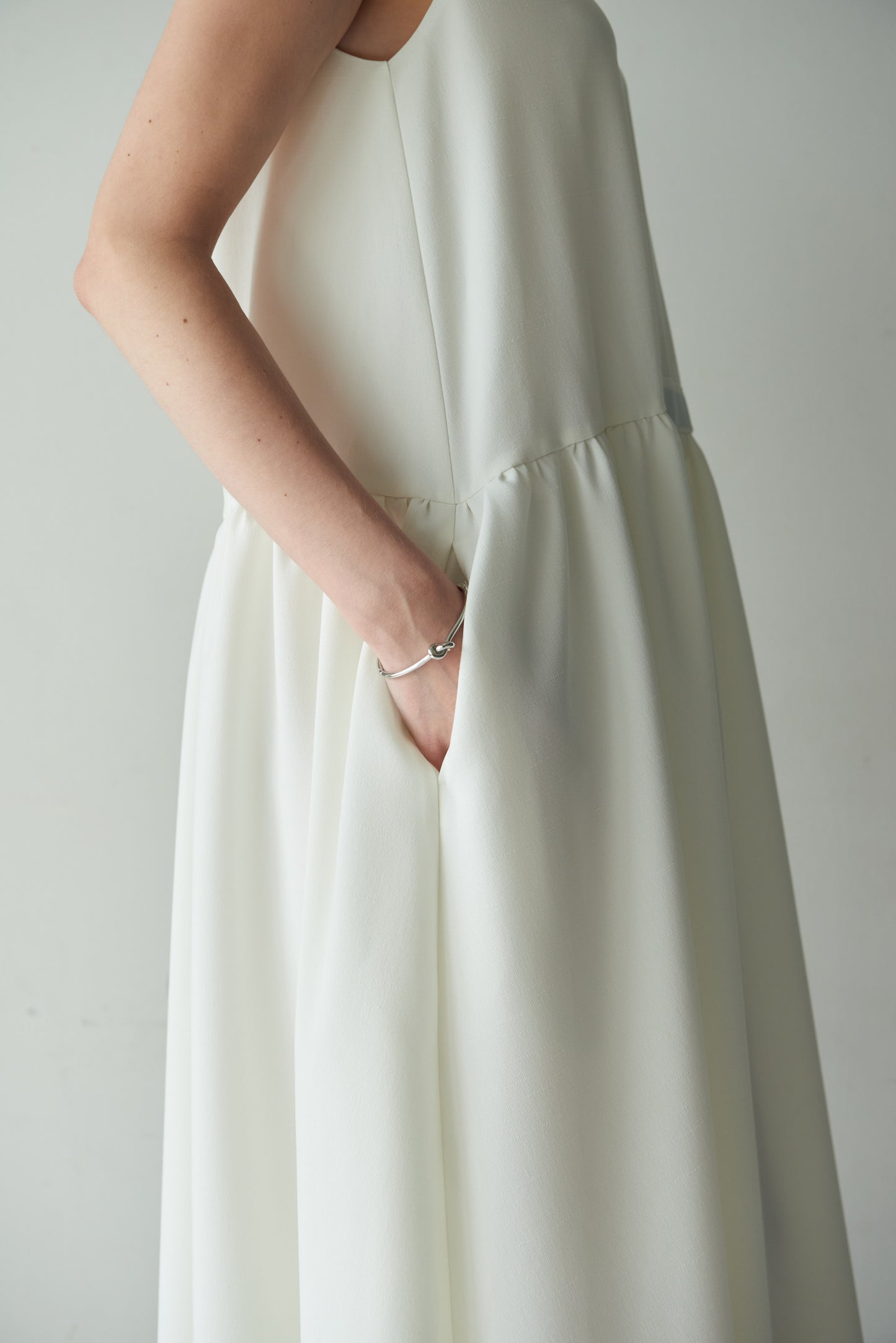 【PRE ORDER】Ease Linen Dress