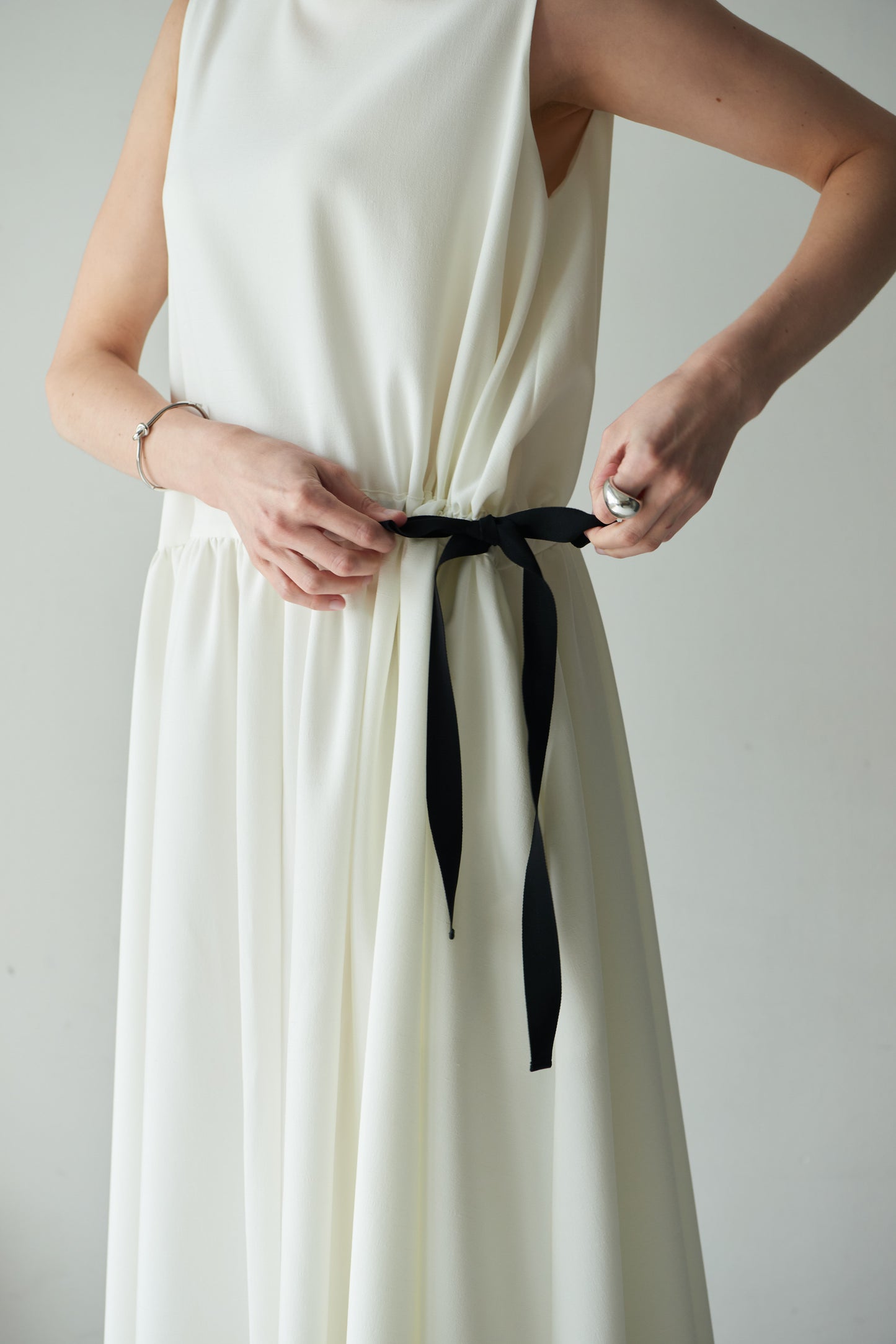 【PRE ORDER】Ease Linen Dress