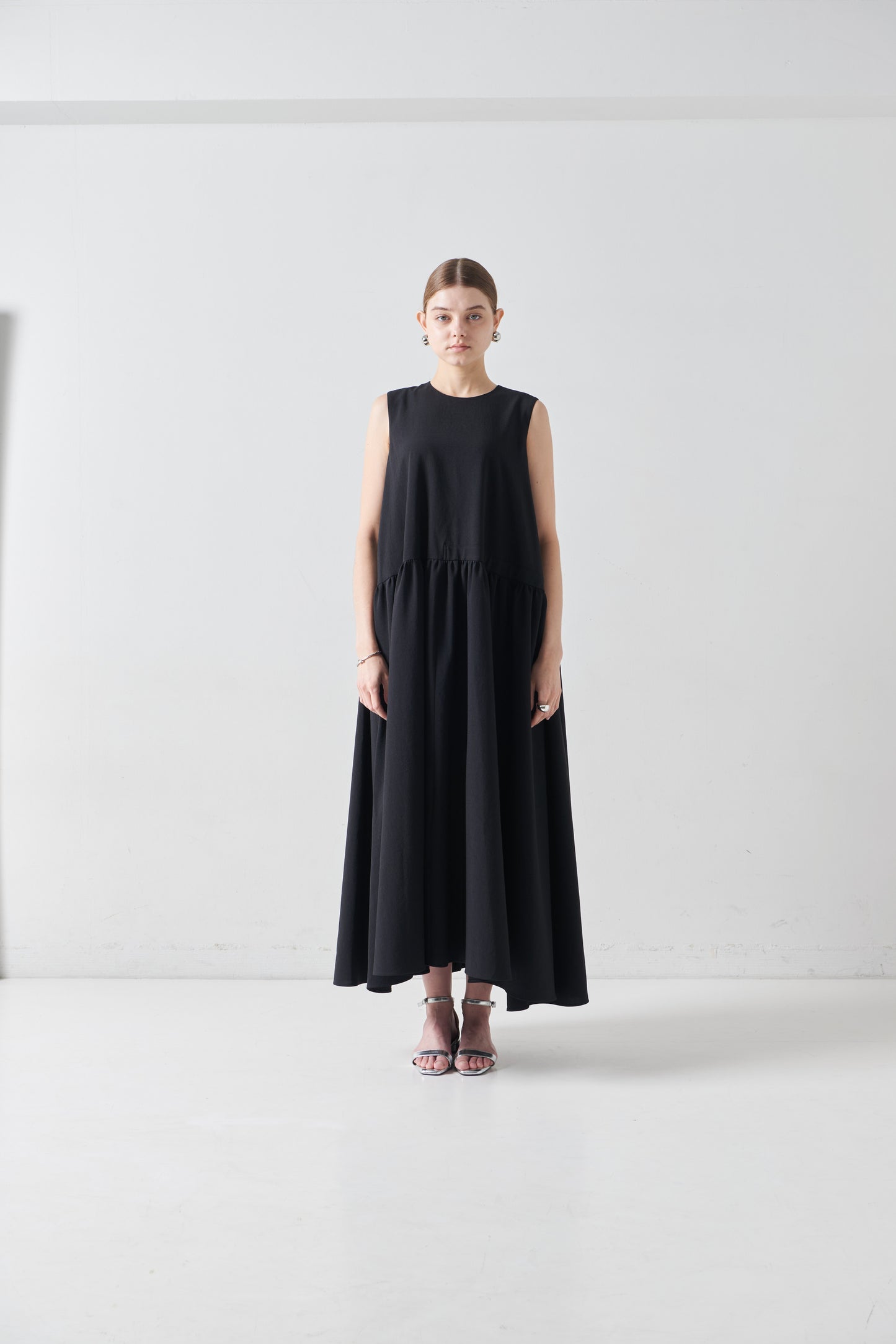 【PRE ORDER】Ease Linen Dress