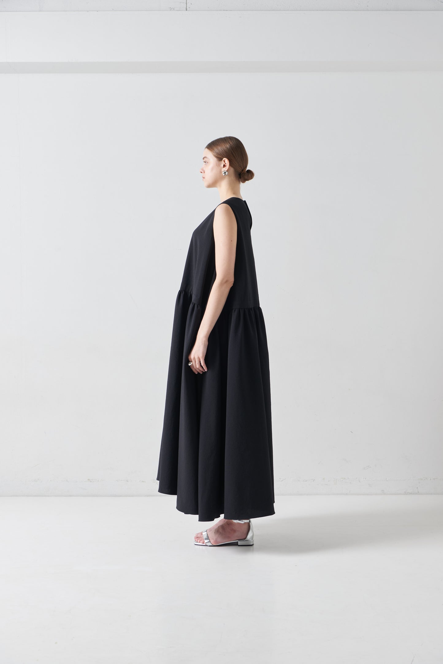 【PRE ORDER】Ease Linen Dress