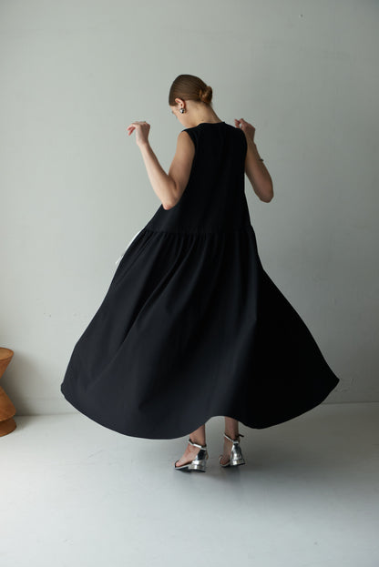Ease Linen Dress