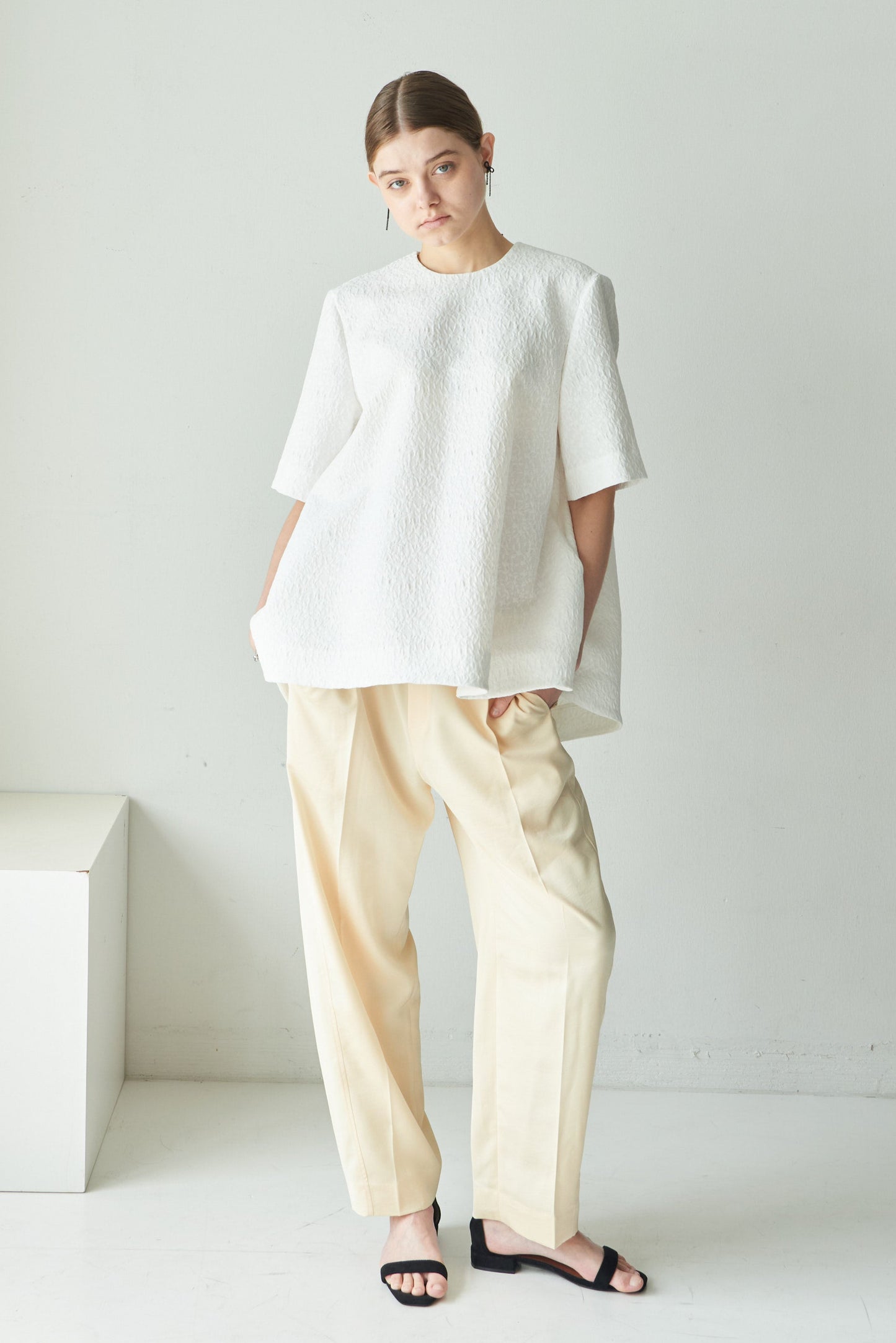 【PRE ORDER】Tent form BL - Flower Jacquard -