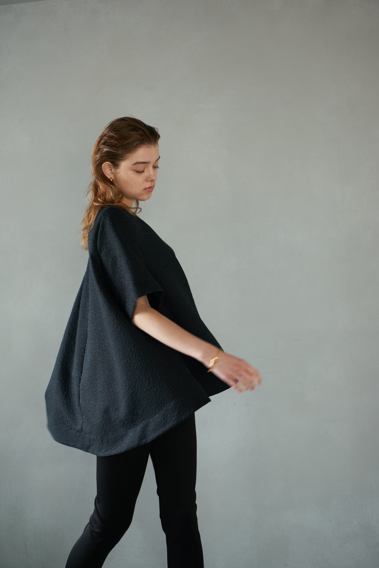 【PRE ORDER】Tent form BL - Flower Jacquard -
