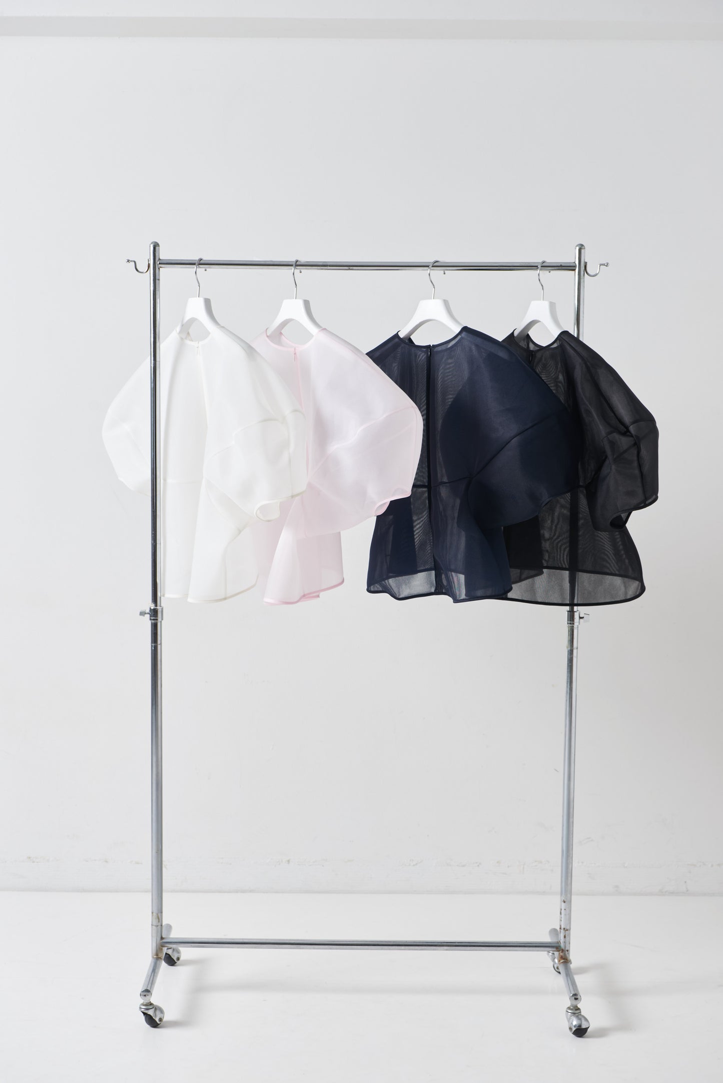 【PRE ORDER】Sheer Sculpture Tops