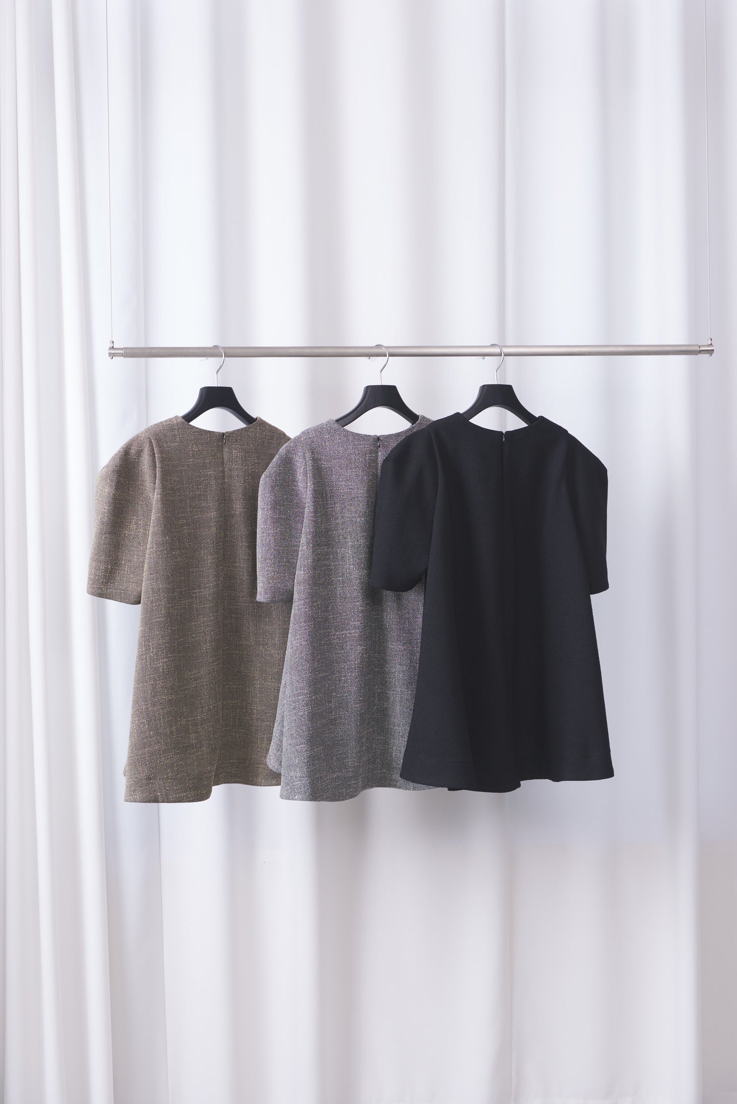 【PRE ORDER】Form Blouse