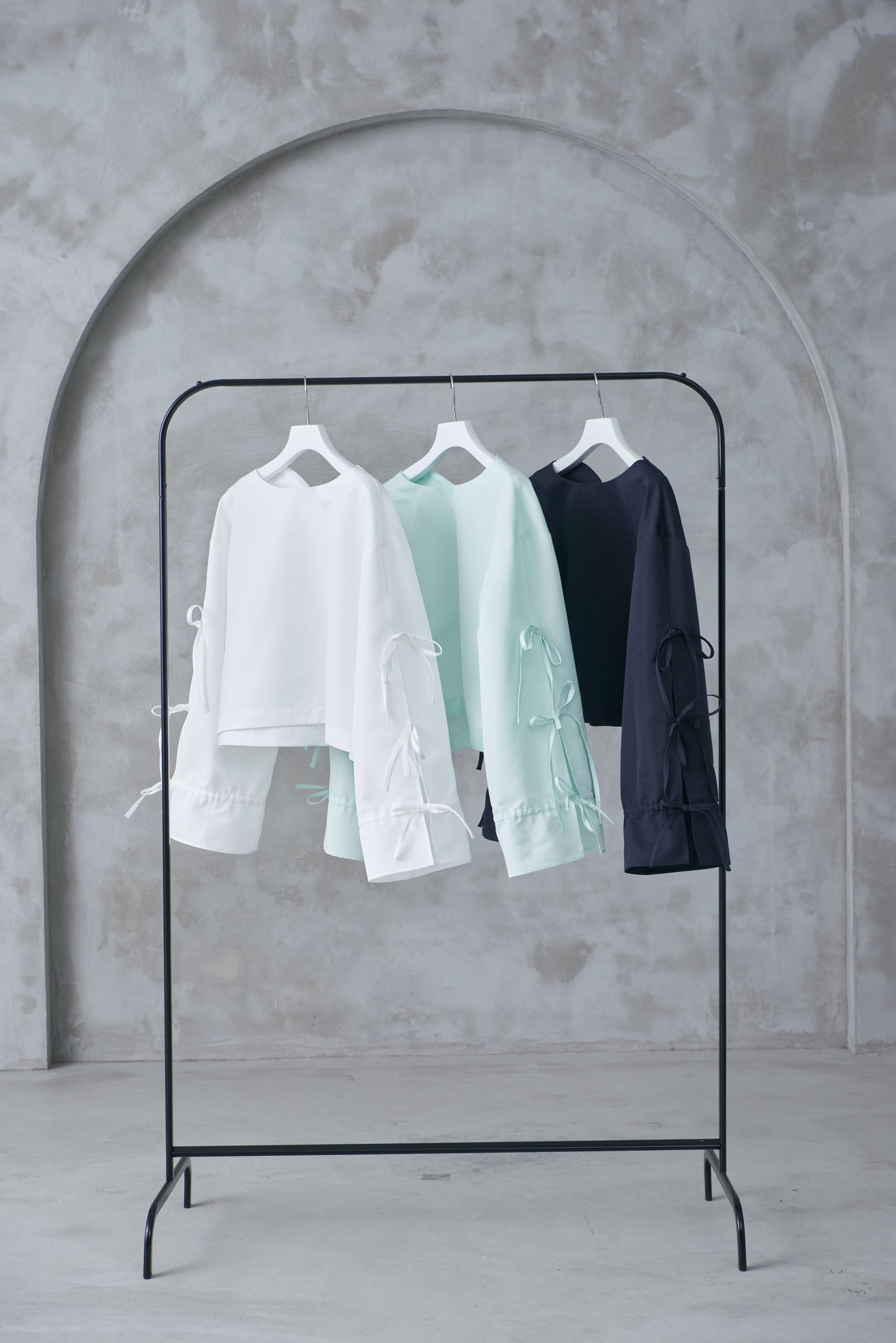 Pre Order/Tie Sleeve Blouse