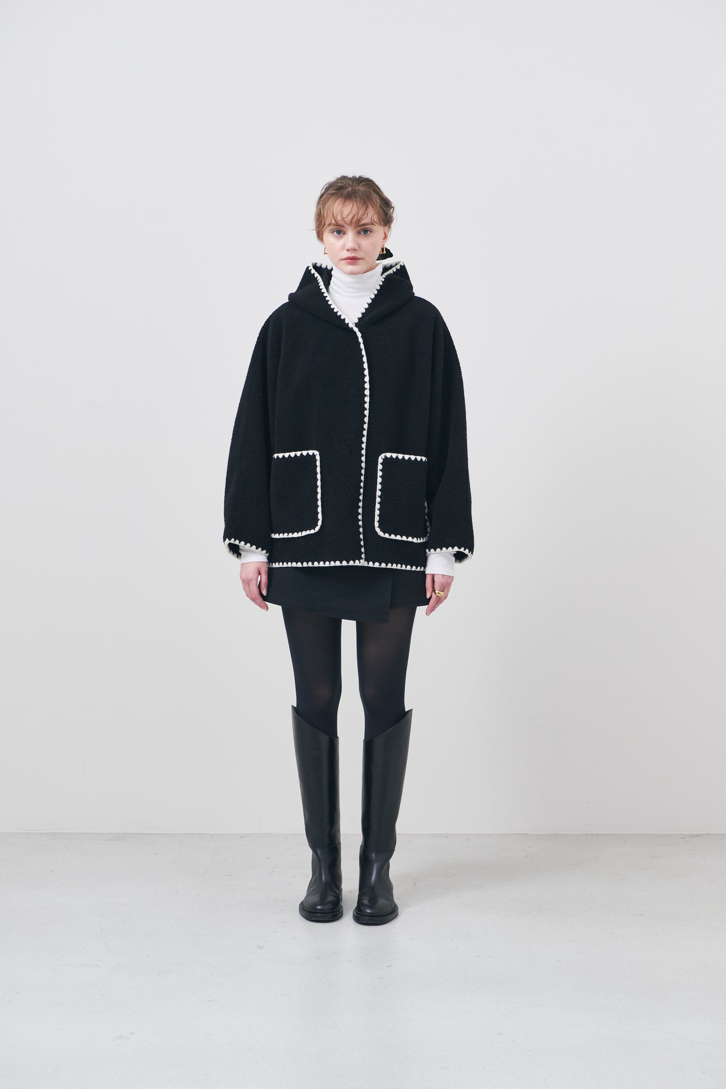 Pre Order/Scallop Boa Hoodie / Black