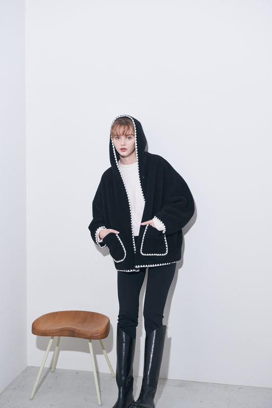 Pre Order/Scallop Boa Hoodie / Black