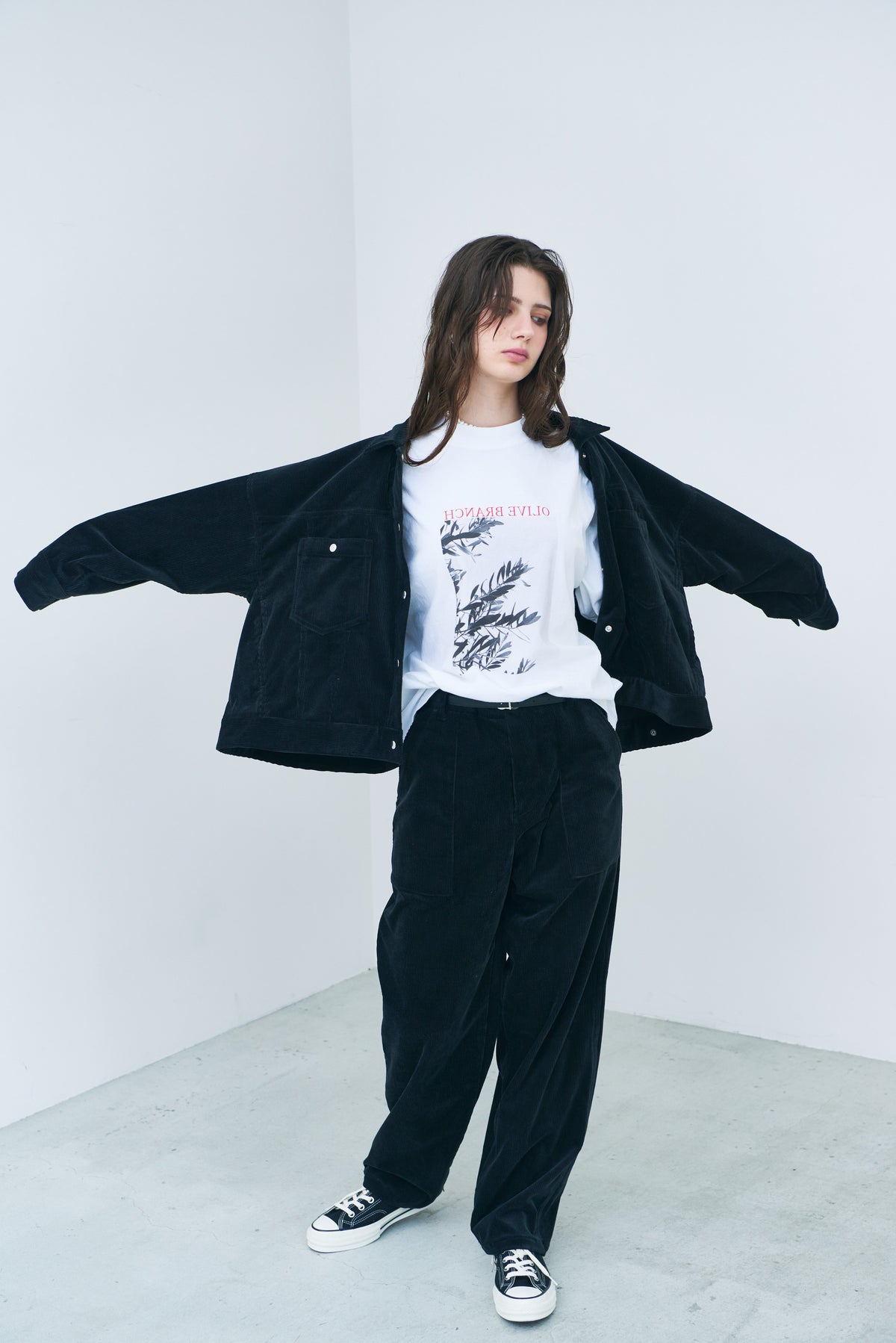 Boyfriend Tee (Olive branch)