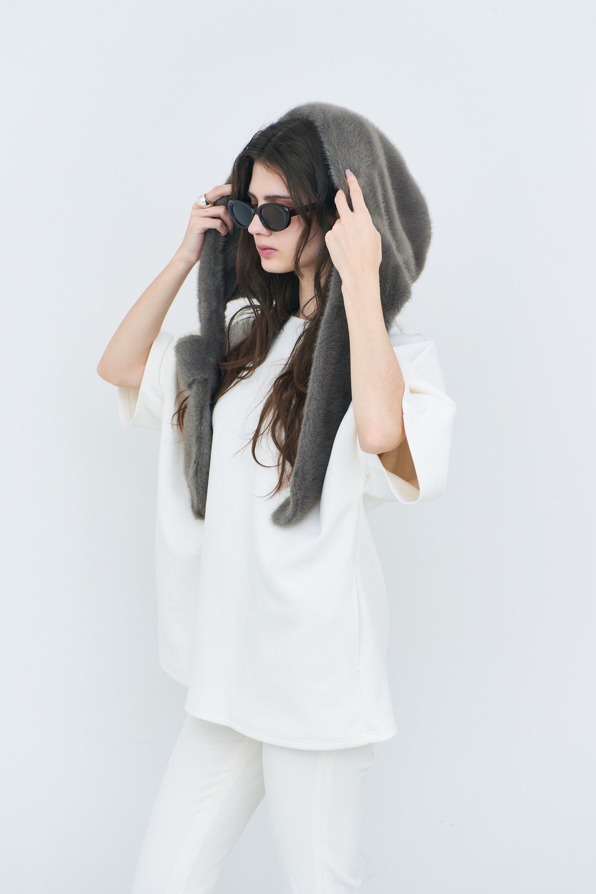 【PRE OREDER】Faux Fur Hood
