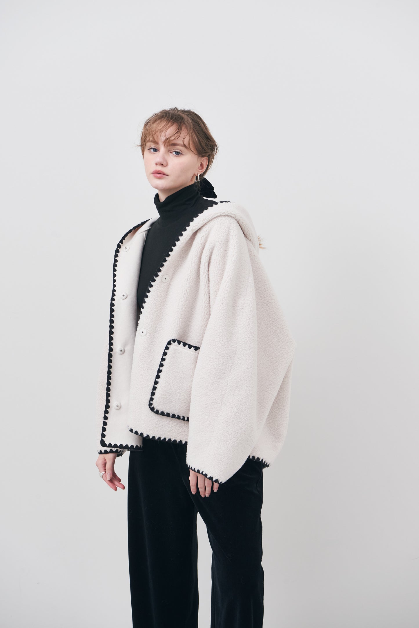 Pre Order/Scallop Boa Hoodie / Ivory